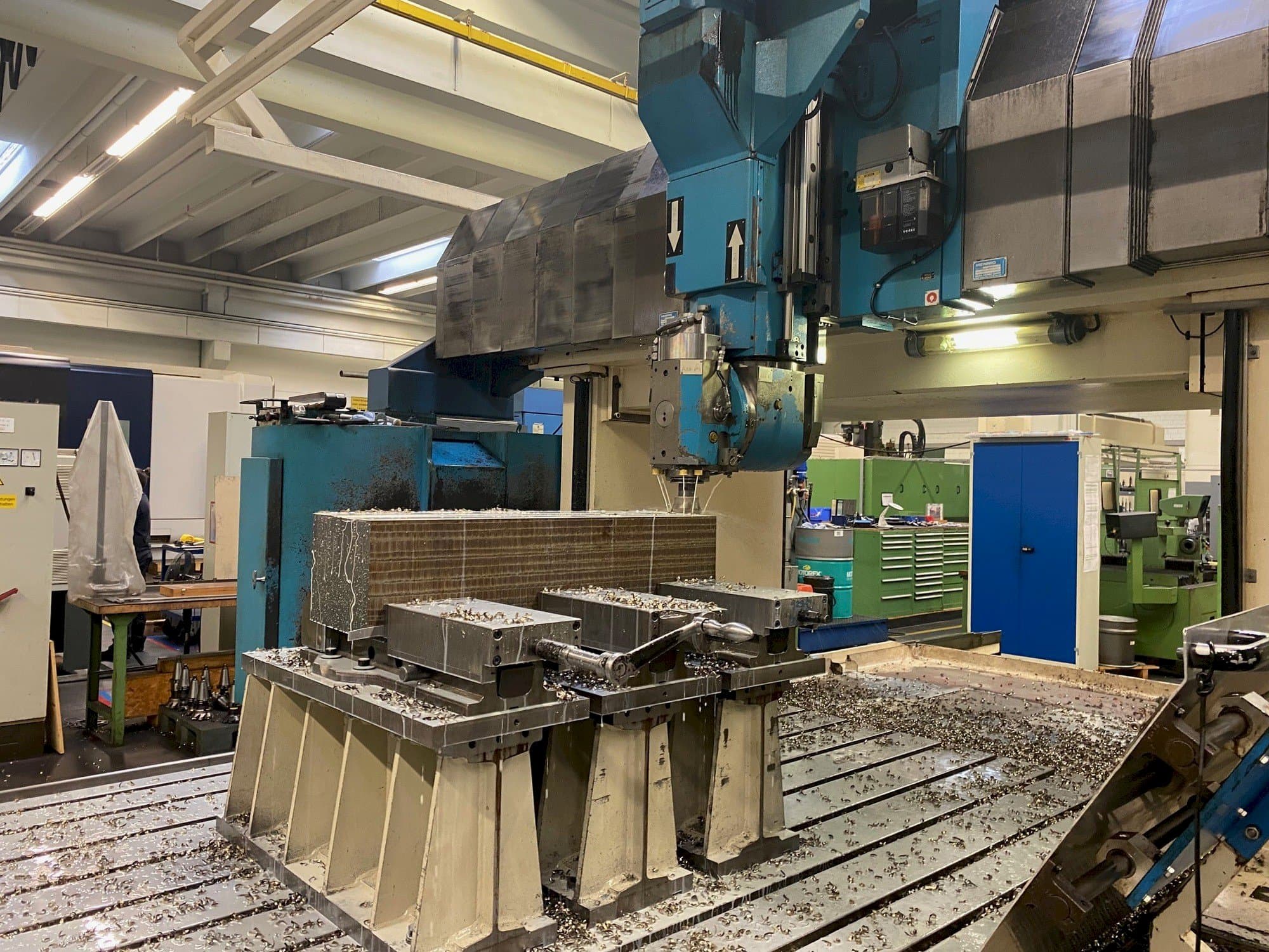 Masina Forest Line Seramill 240 eestvaade