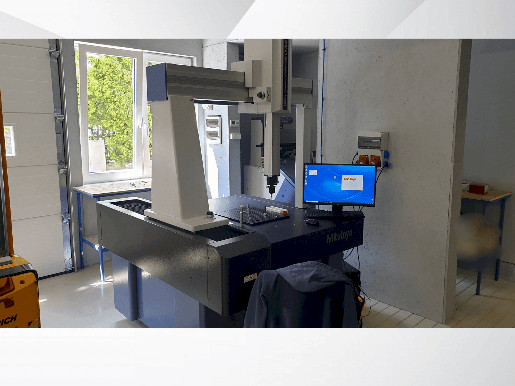 Masina Mitutoyo MITUTOYO Crysta Plus M 776   eestvaade