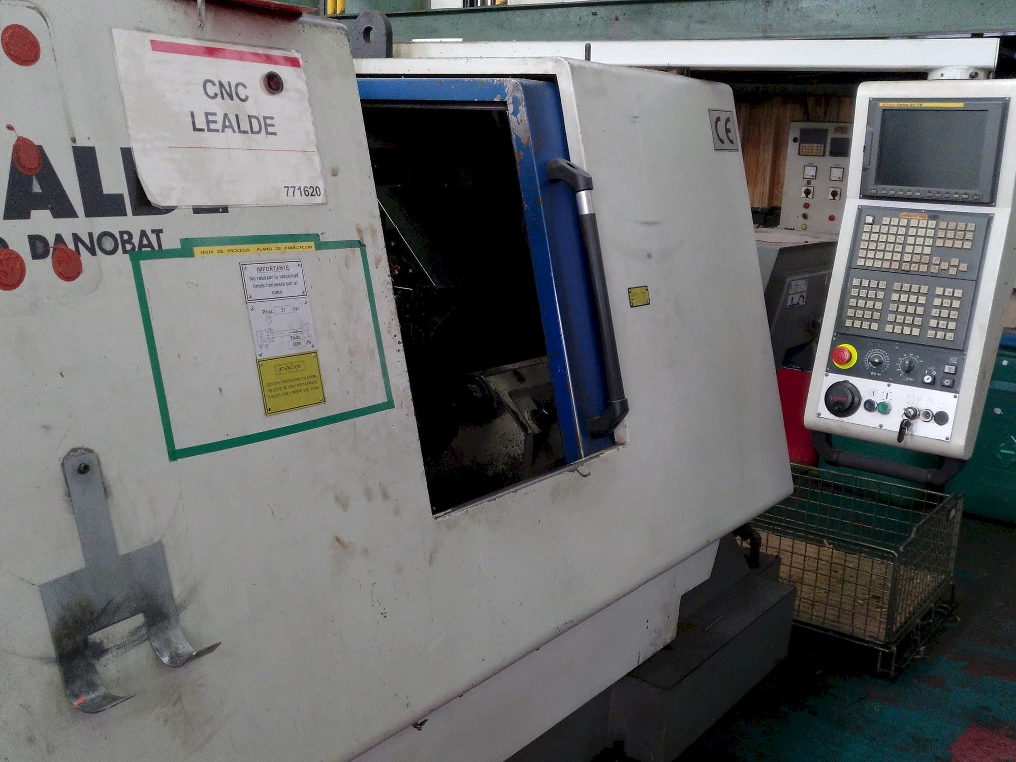 Masina Lealde TNC 10 eestvaade