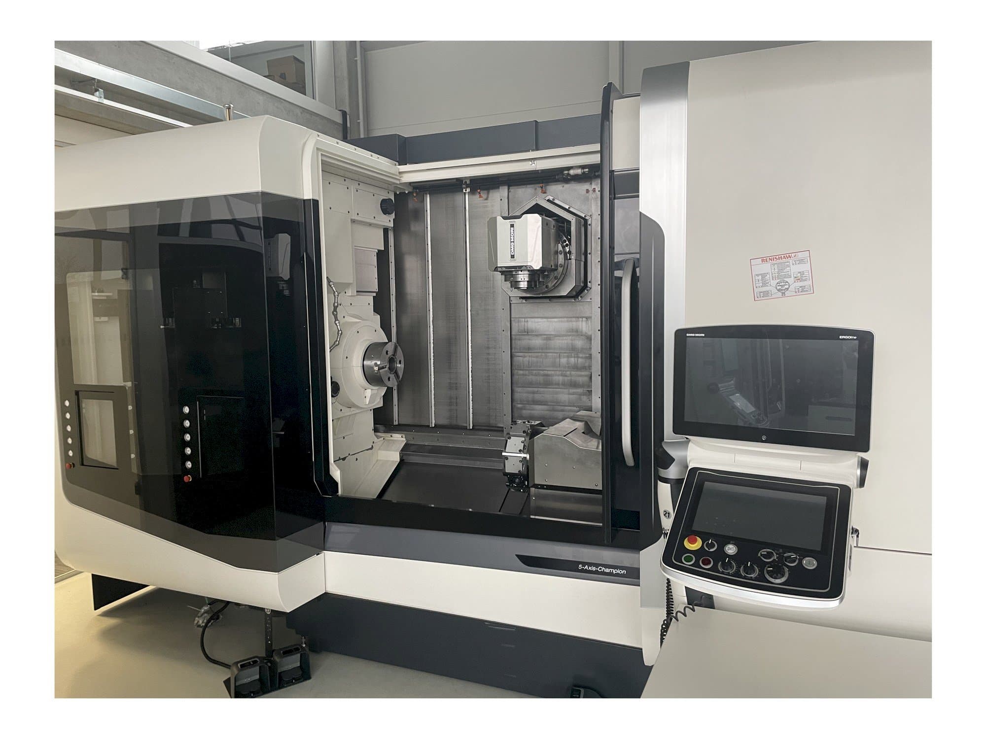 Masina DMG MORI NTX 2500/1500   eestvaade
