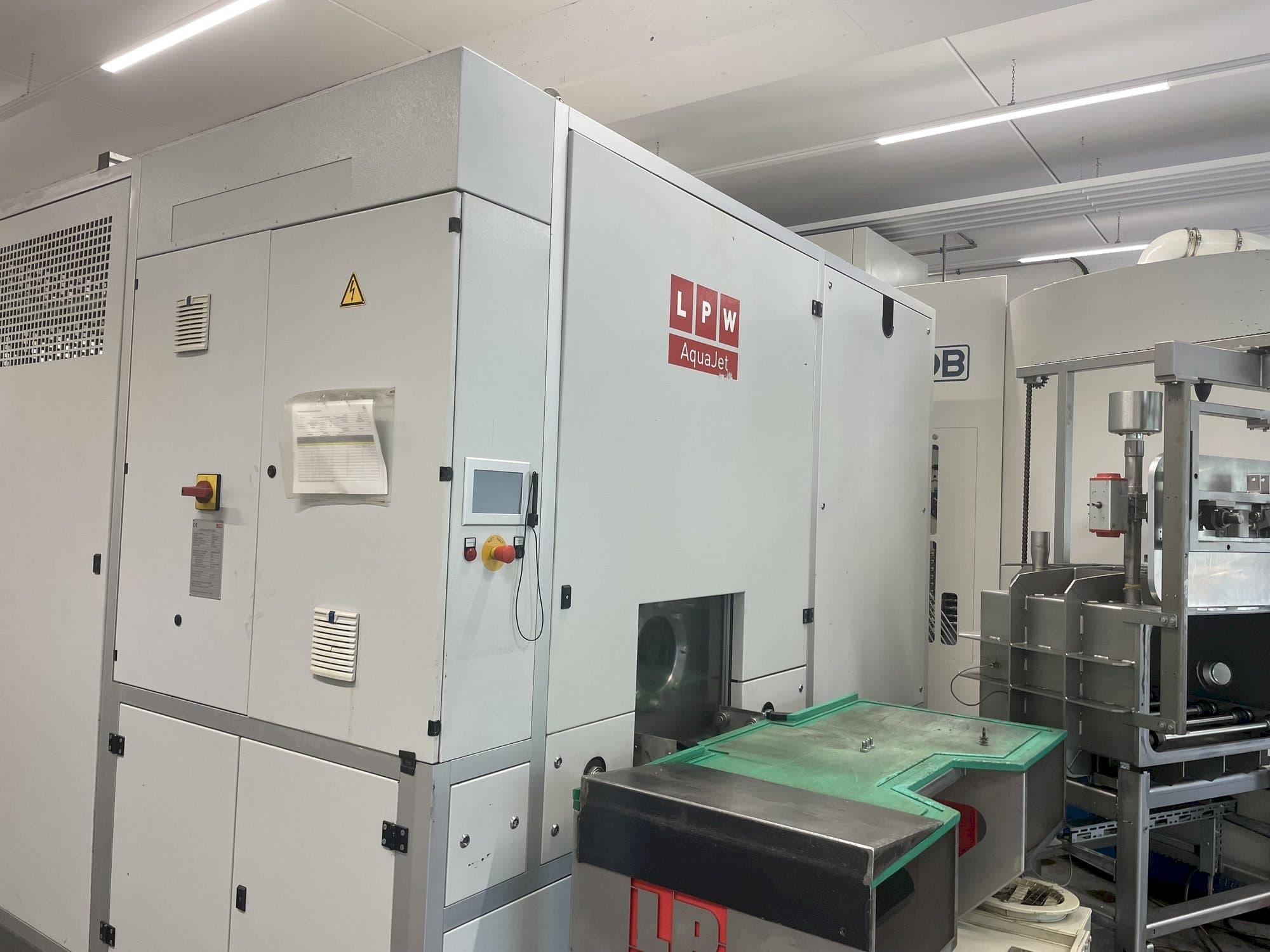 Masina LPW LPW Aqua Jet 670 T2-V (2013) eestvaade