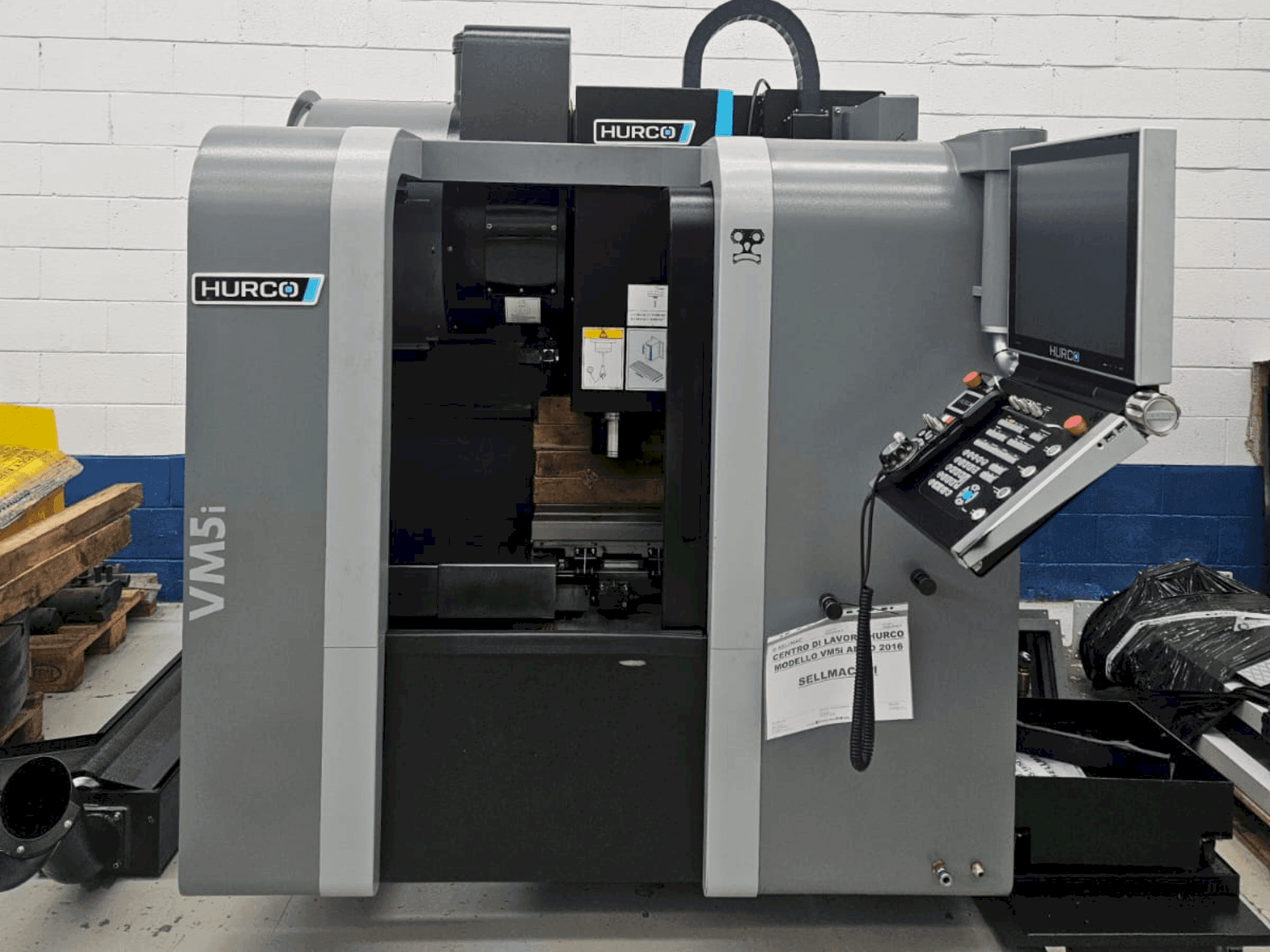 Masina Hurco VM5i eestvaade