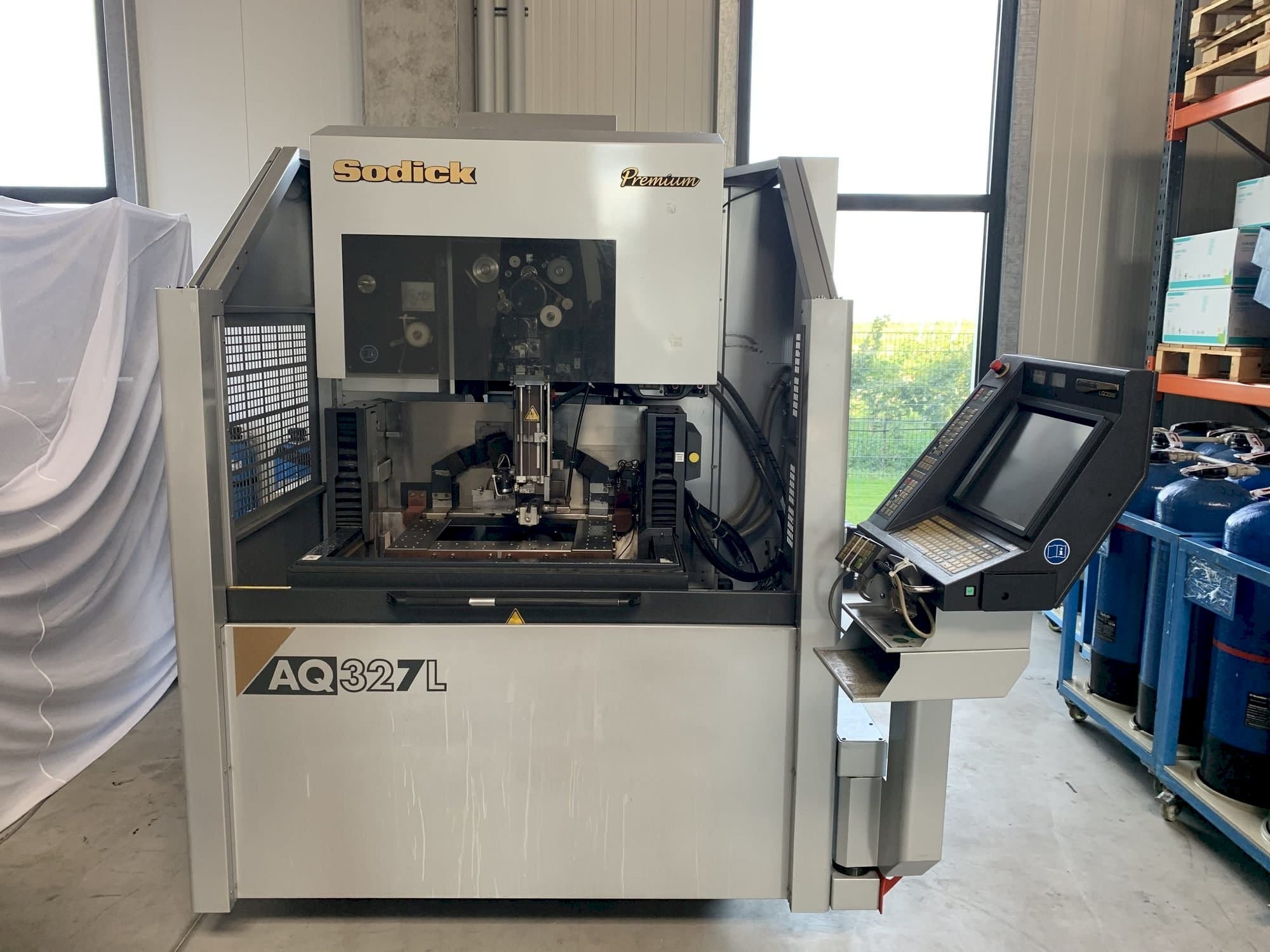 Masina Sodick AQ327L eestvaade