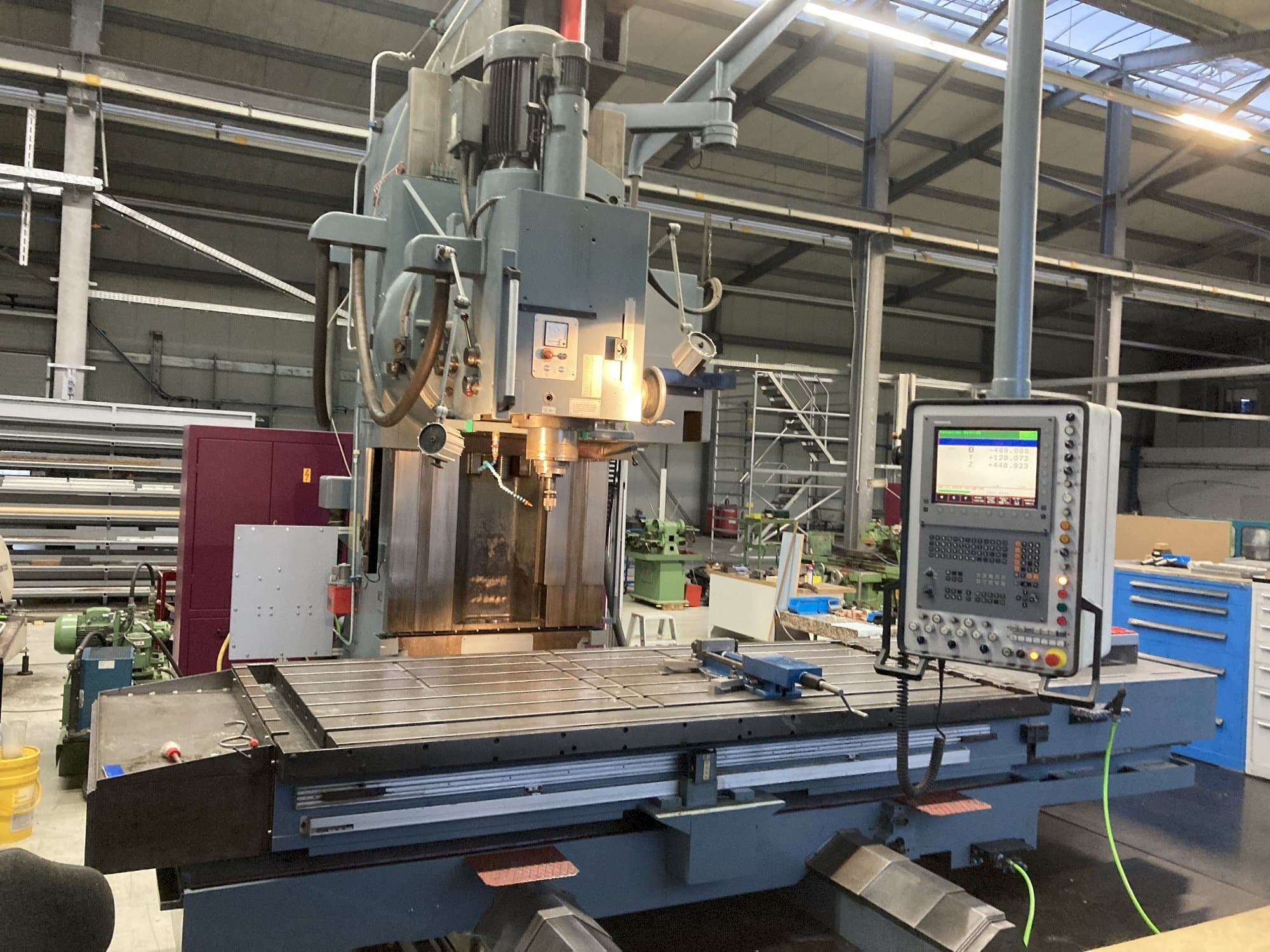 Masina Droop & Rein FS 130 SKE eestvaade