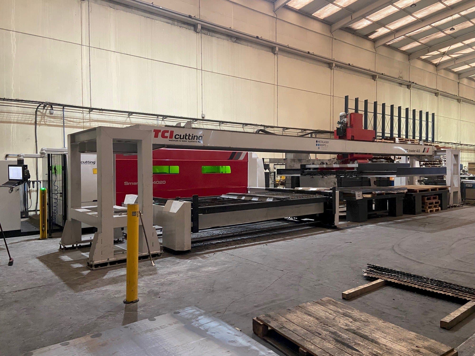 Masina TCI Smartline Fiber 4020 eestvaade