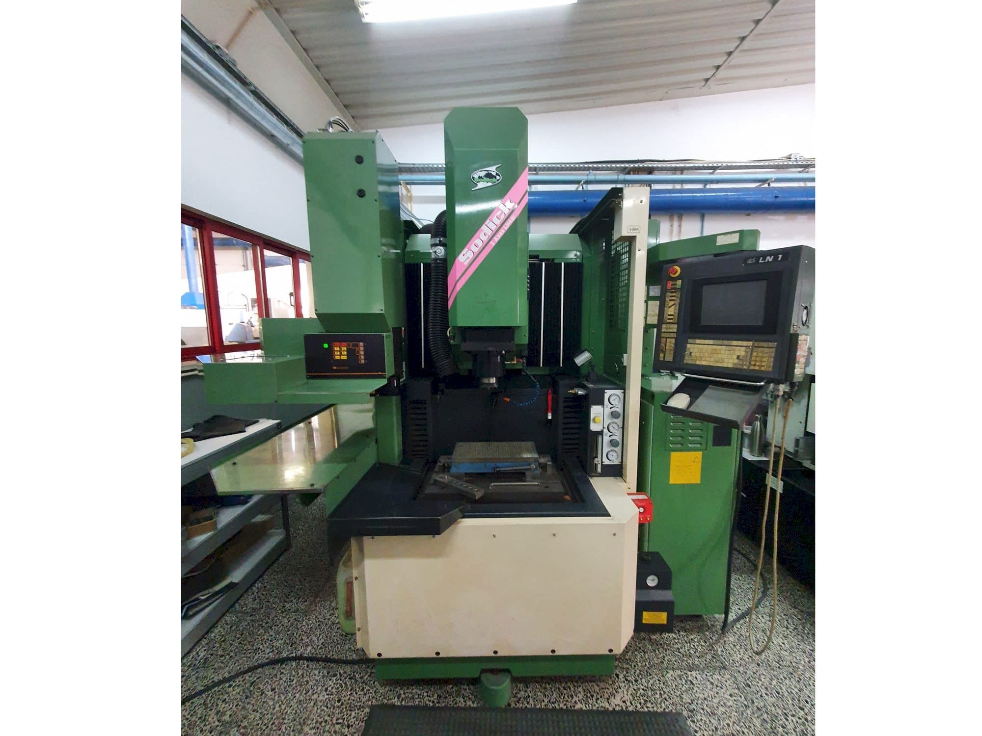 Masina Sodick AQ35L   eestvaade