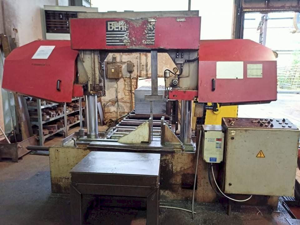 Masina Behringer HBP 530 eestvaade