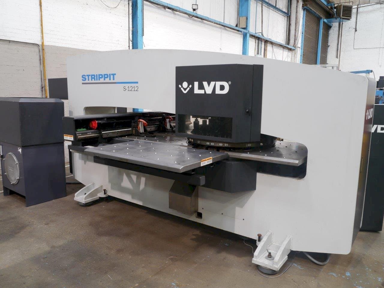 Masina LVD STRIPPIT S 1212   eestvaade