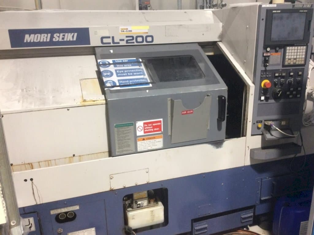 Masina MORI SEIKI CL-200 eestvaade