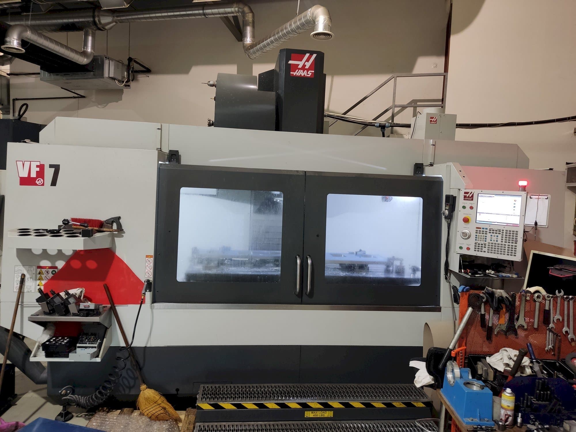 Masina HAAS VF-7 eestvaade