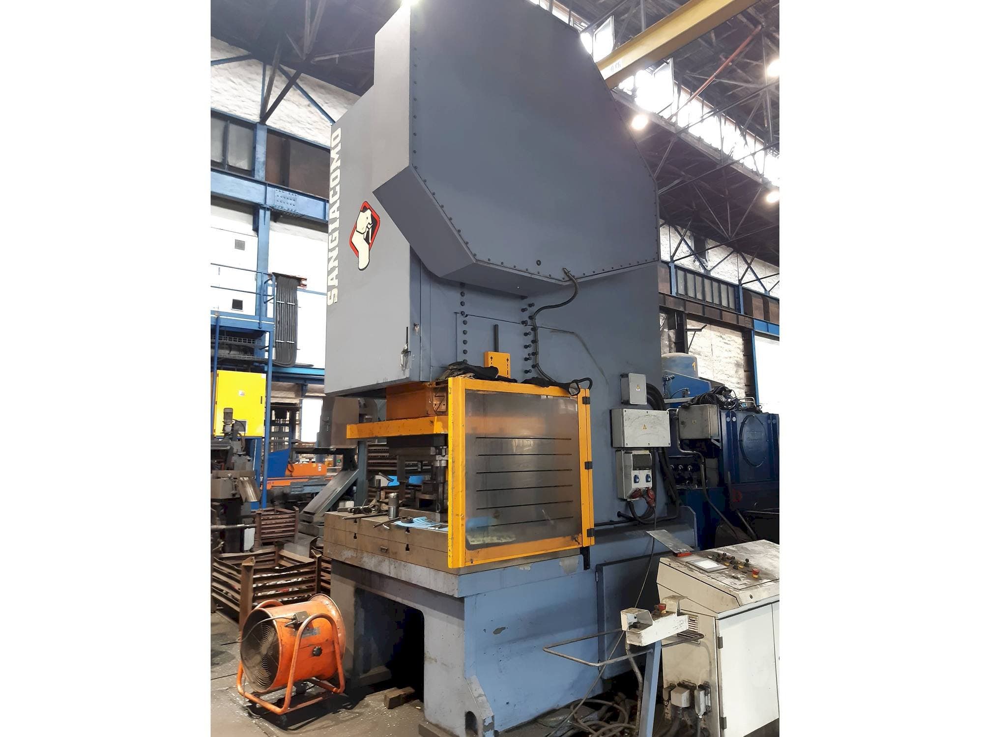 Masina Sangiacomo T.450 RCE   eestvaade