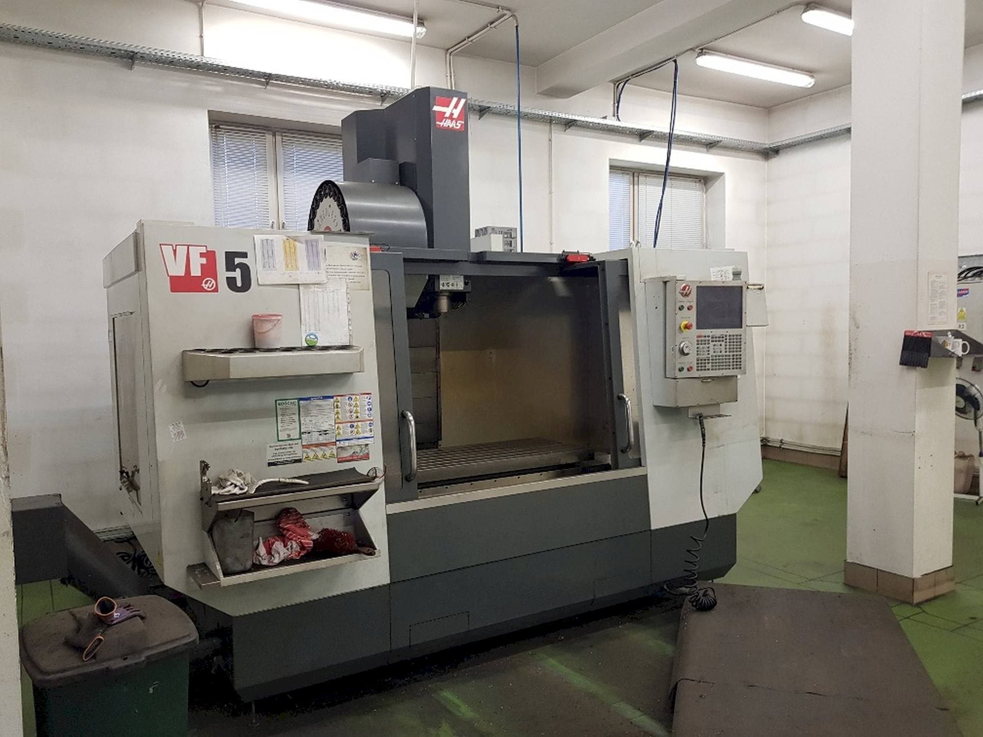 Masina HAAS VF-5/40 eestvaade