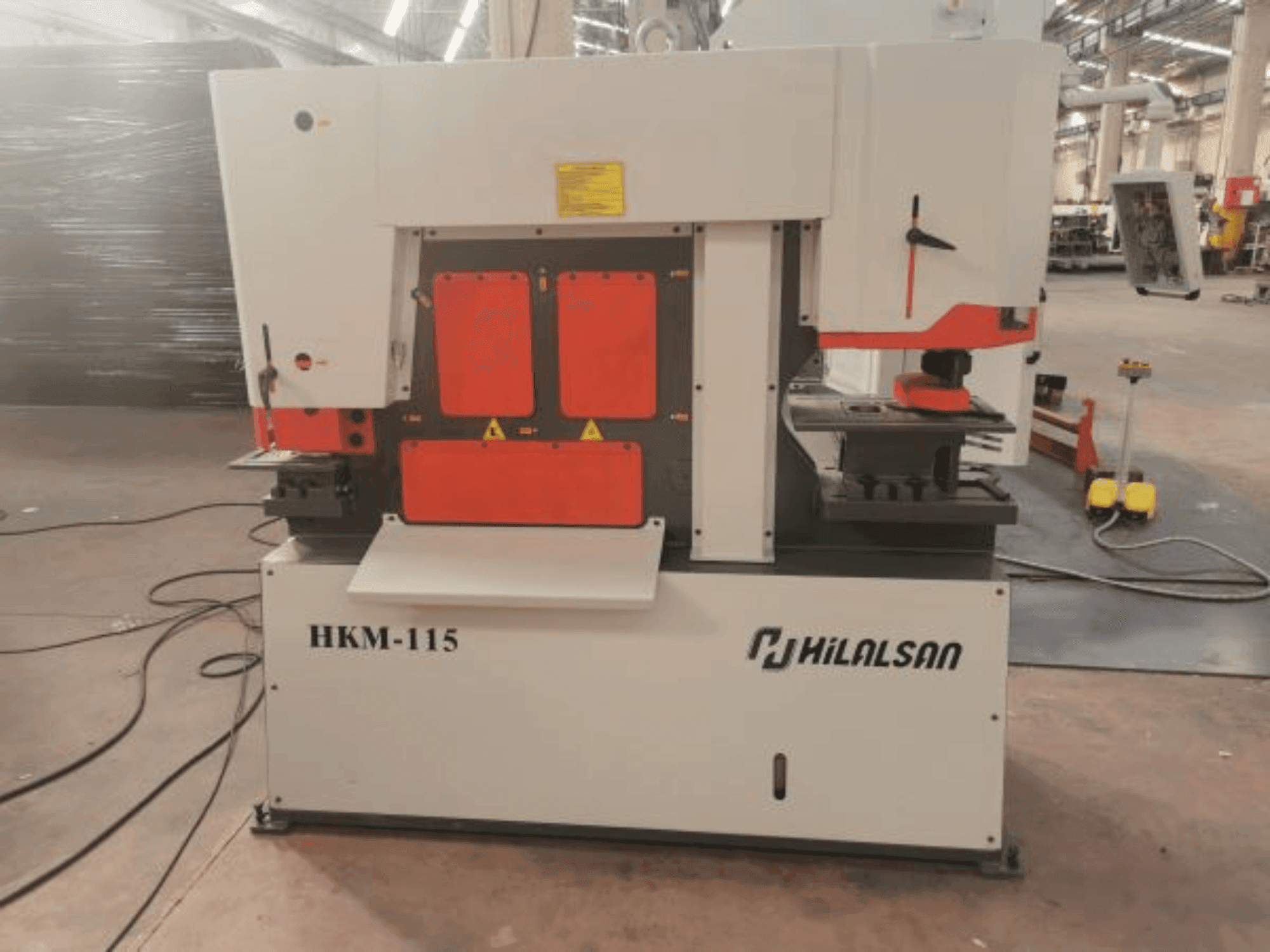 Masina HILALSAN HKM-115 eestvaade