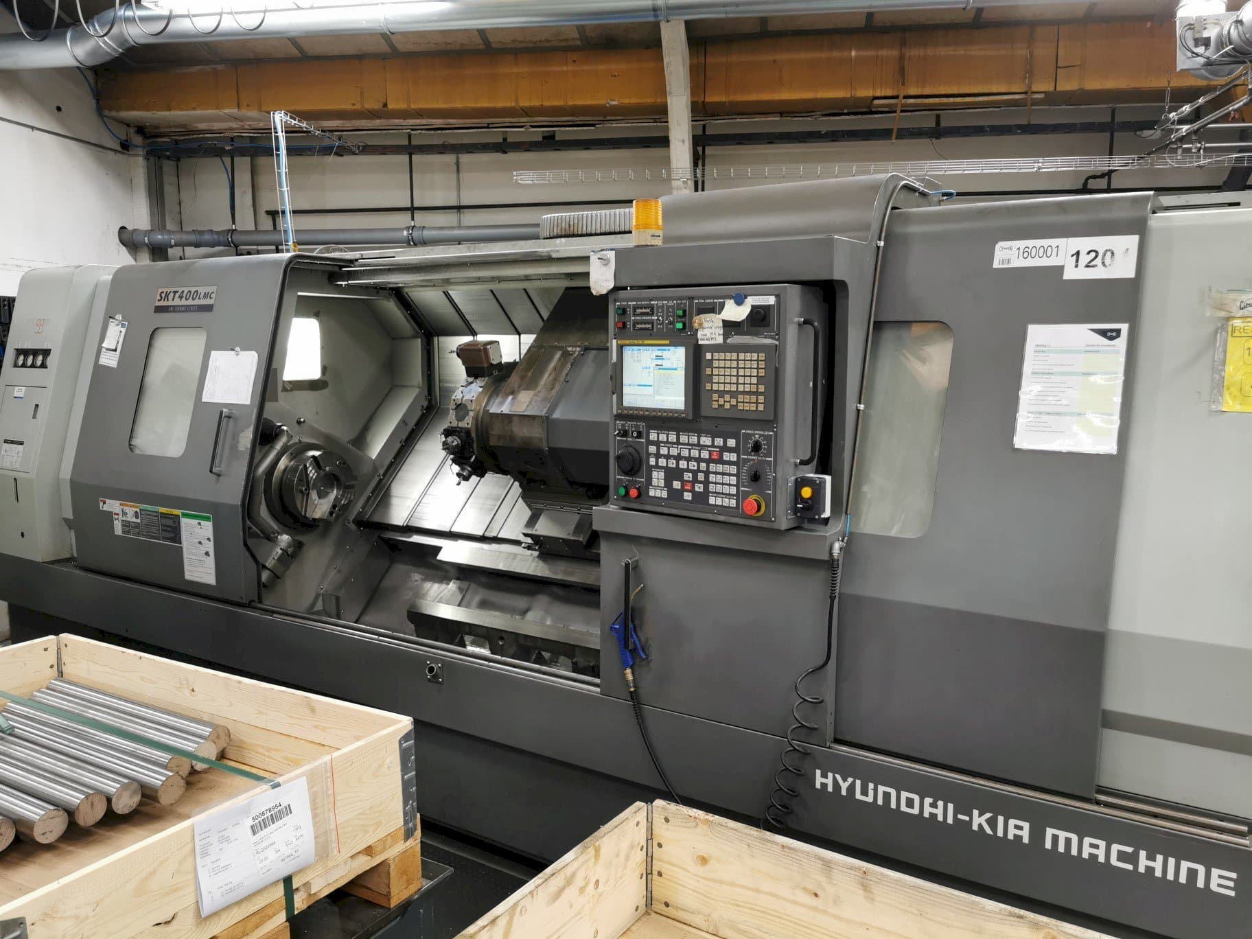 Masina Hyundai Kia SKT400LMC eestvaade