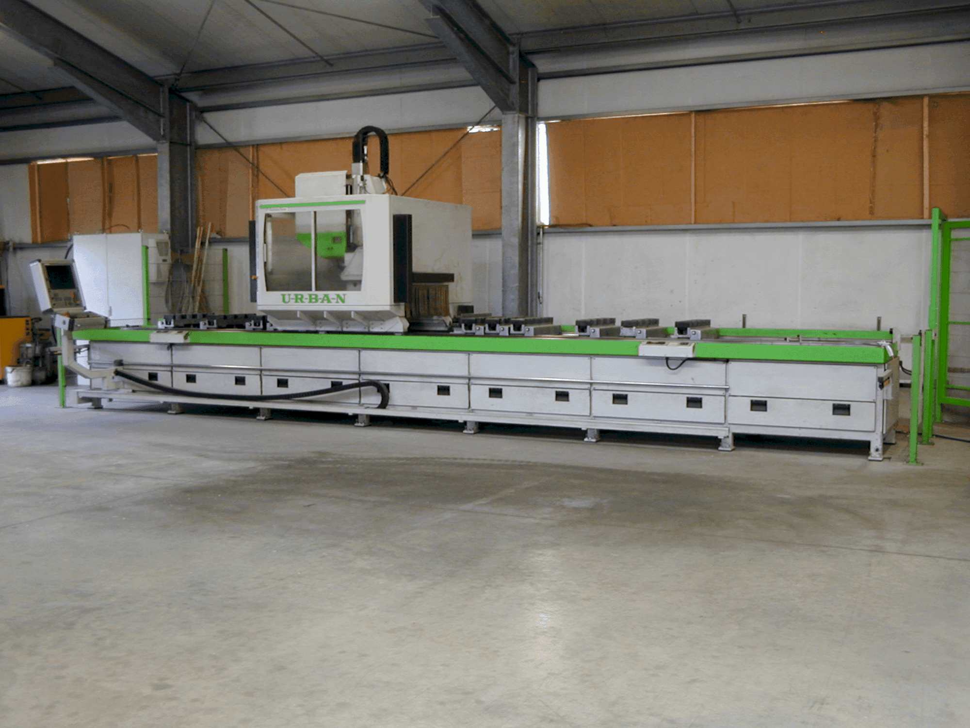 Masina URBAN PF 6500 eestvaade