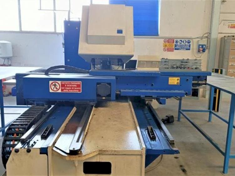 Masina Trumpf rumatic 2000R eestvaade
