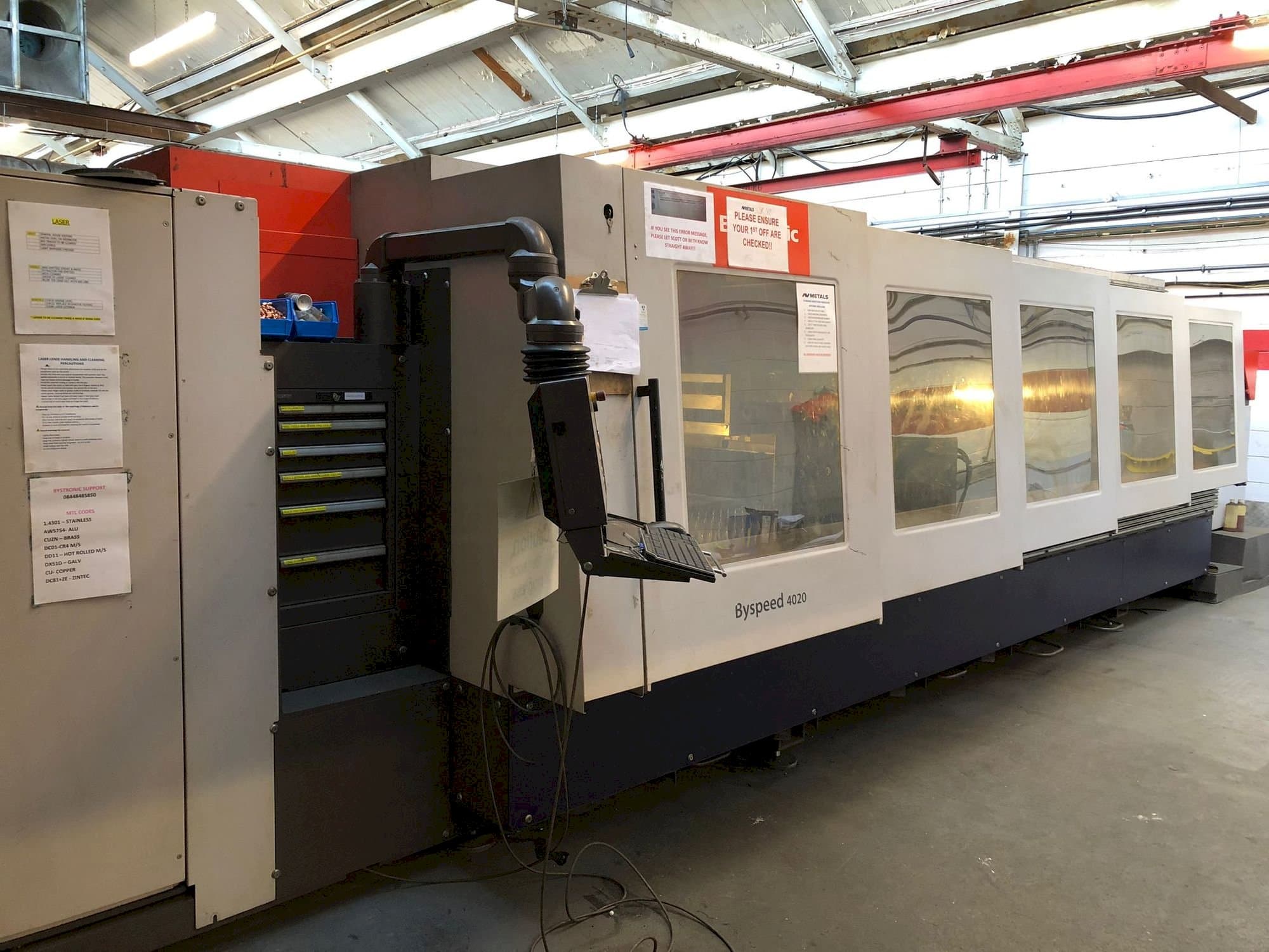 Masina Bystronic BySpeed 4020 eestvaade