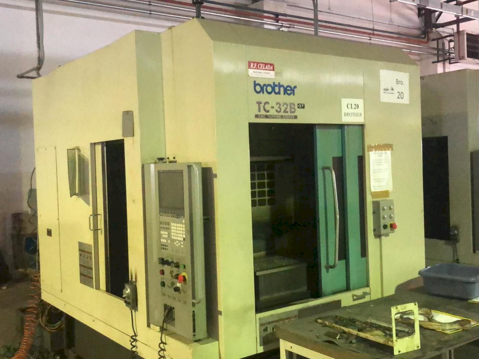 Masina Brother TC 32B eestvaade