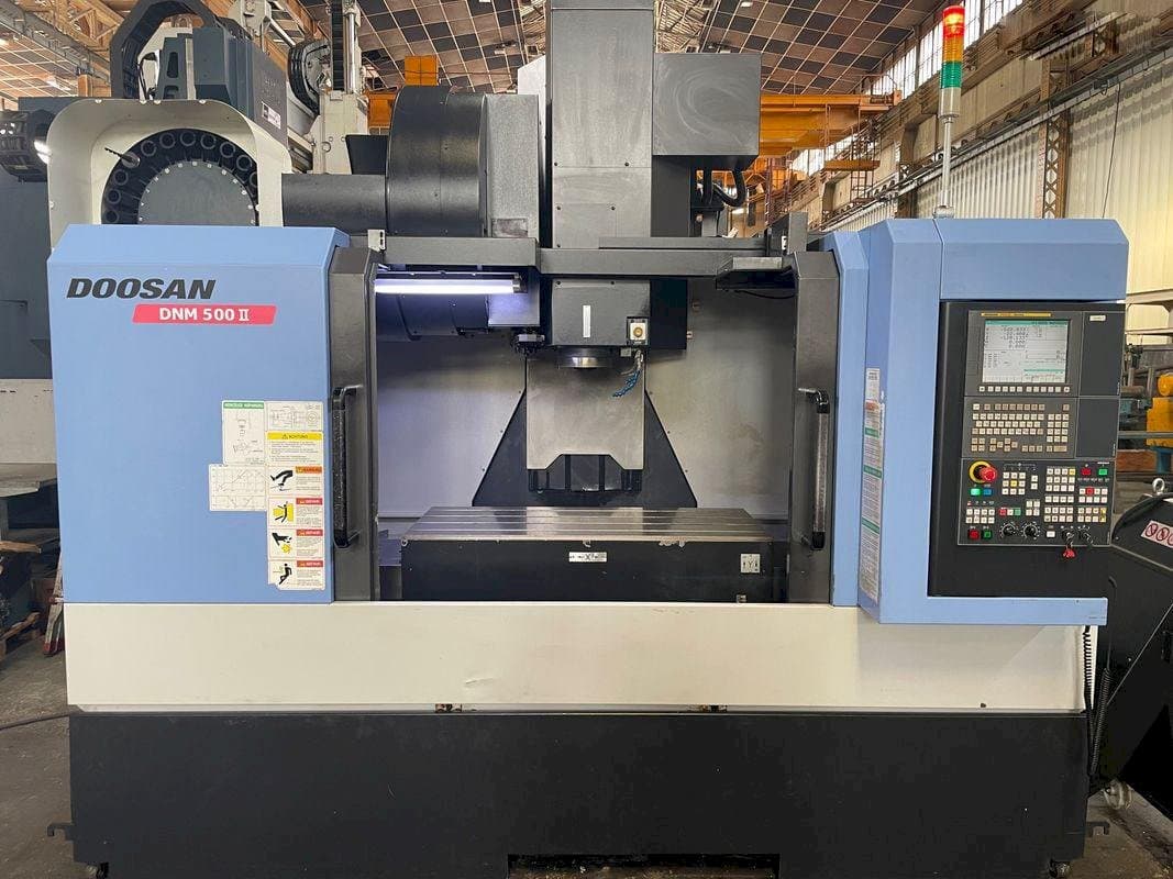 Masina Doosan MYNX DNM 500 II   eestvaade