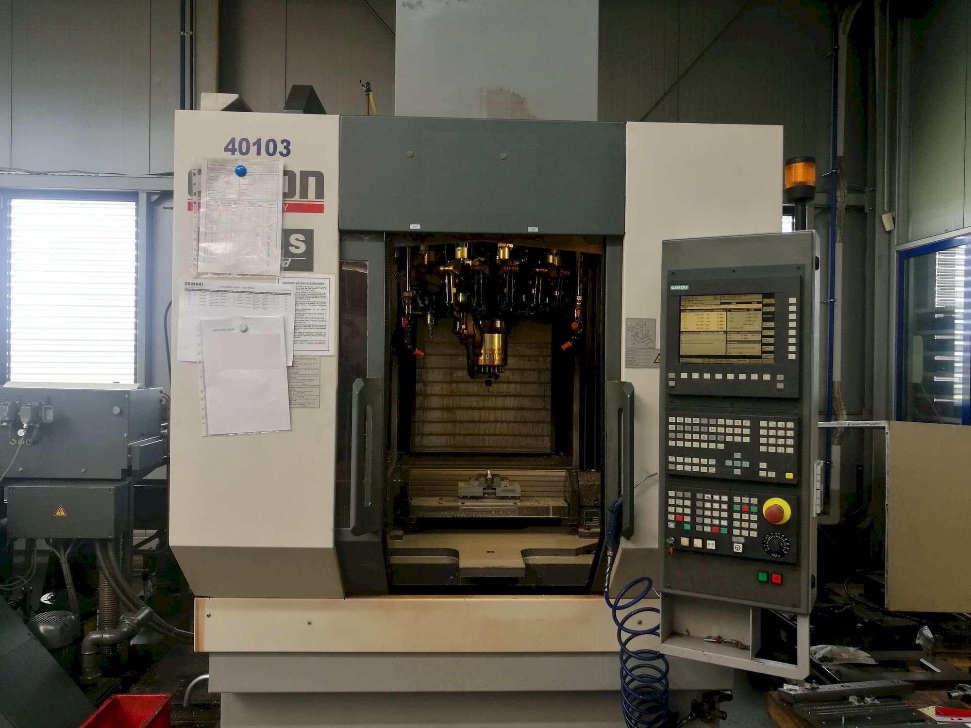 Masina CHIRON FZ12S eestvaade