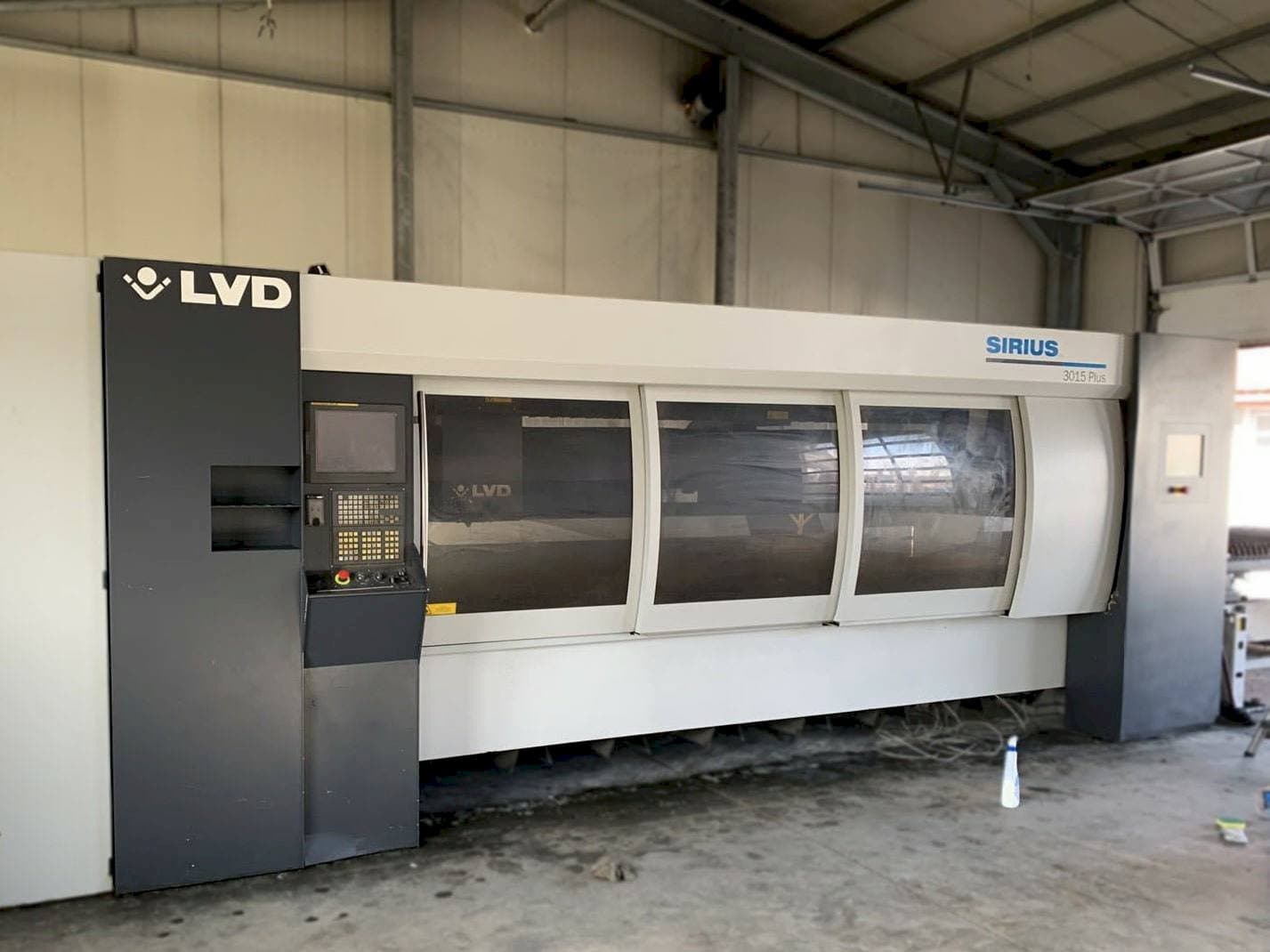 Masina LVD Sirius Plus 3015   eestvaade