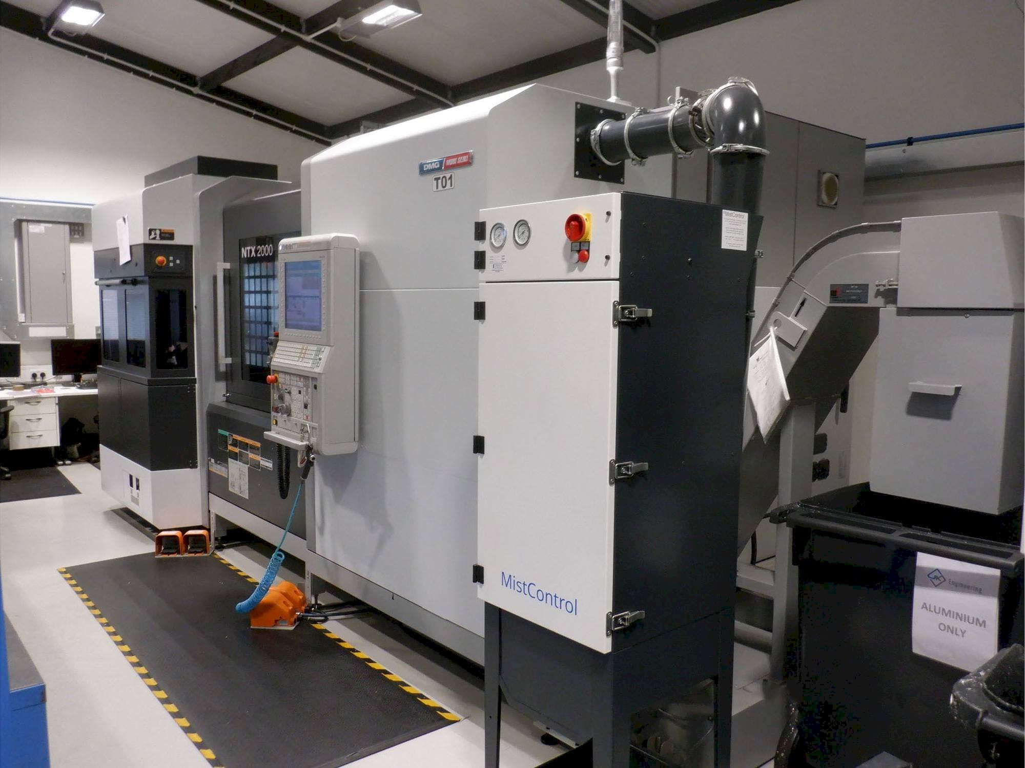 Masina DMG MORI NTX 2000   eestvaade