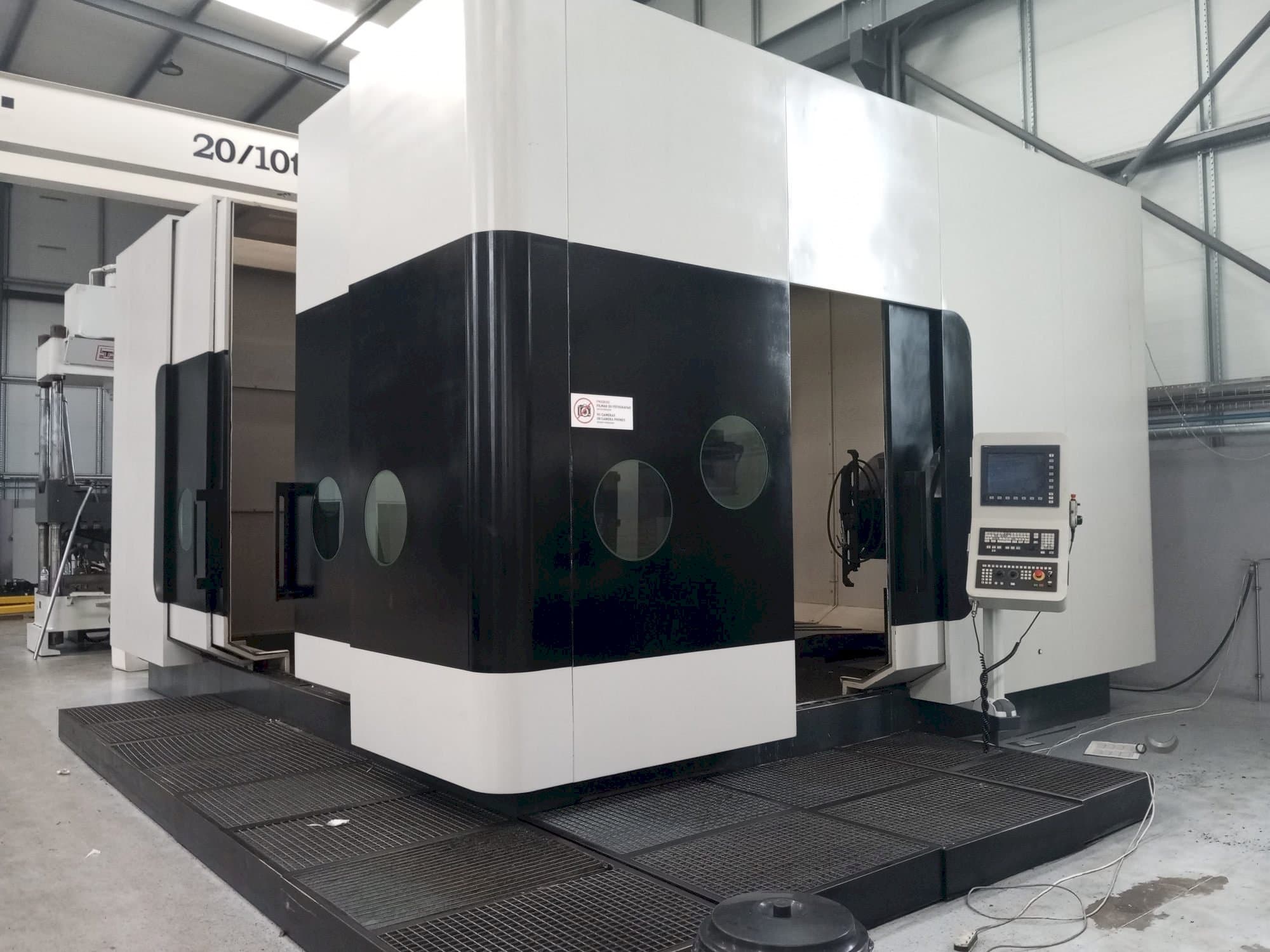 Masina CHETO 3000 eestvaade