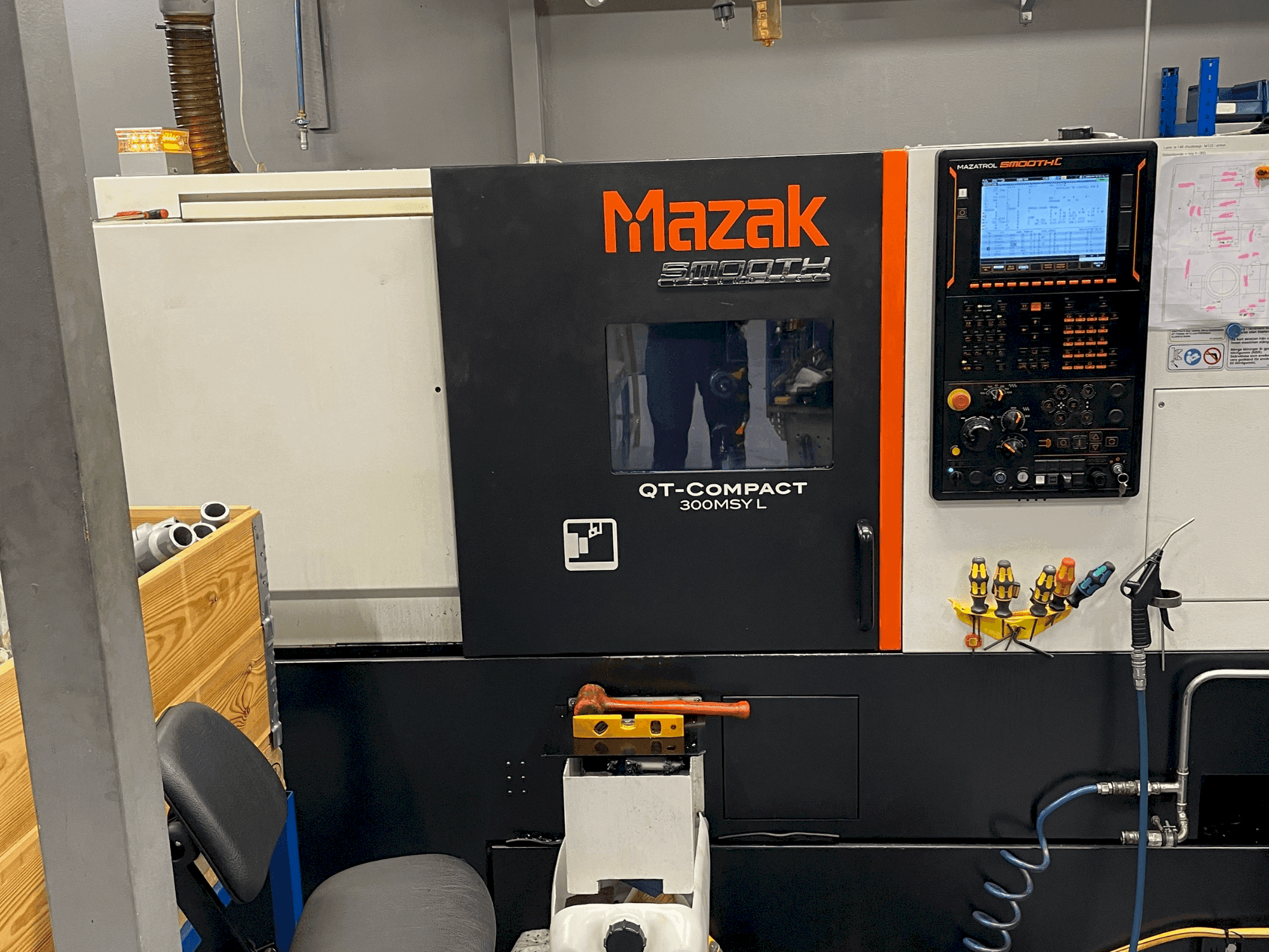 Masina Mazak Quick Turn Compact 300 MSY L eestvaade