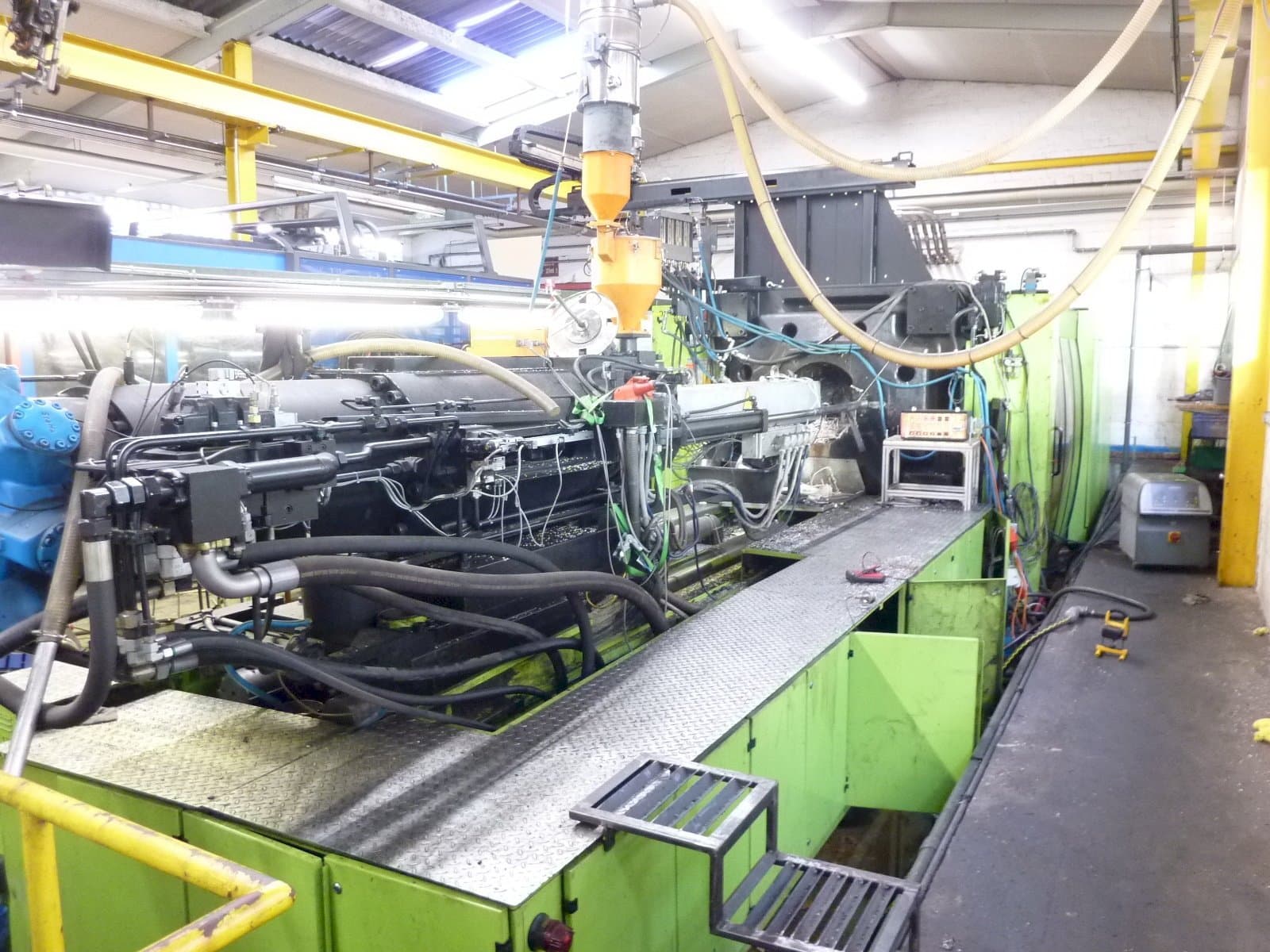 Masina ENGEL ES 10000/1300 DK vasaku külje vaade