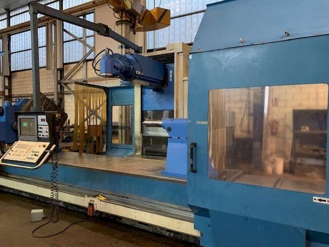 Masina Nicolas Correa A-30/50 eestvaade