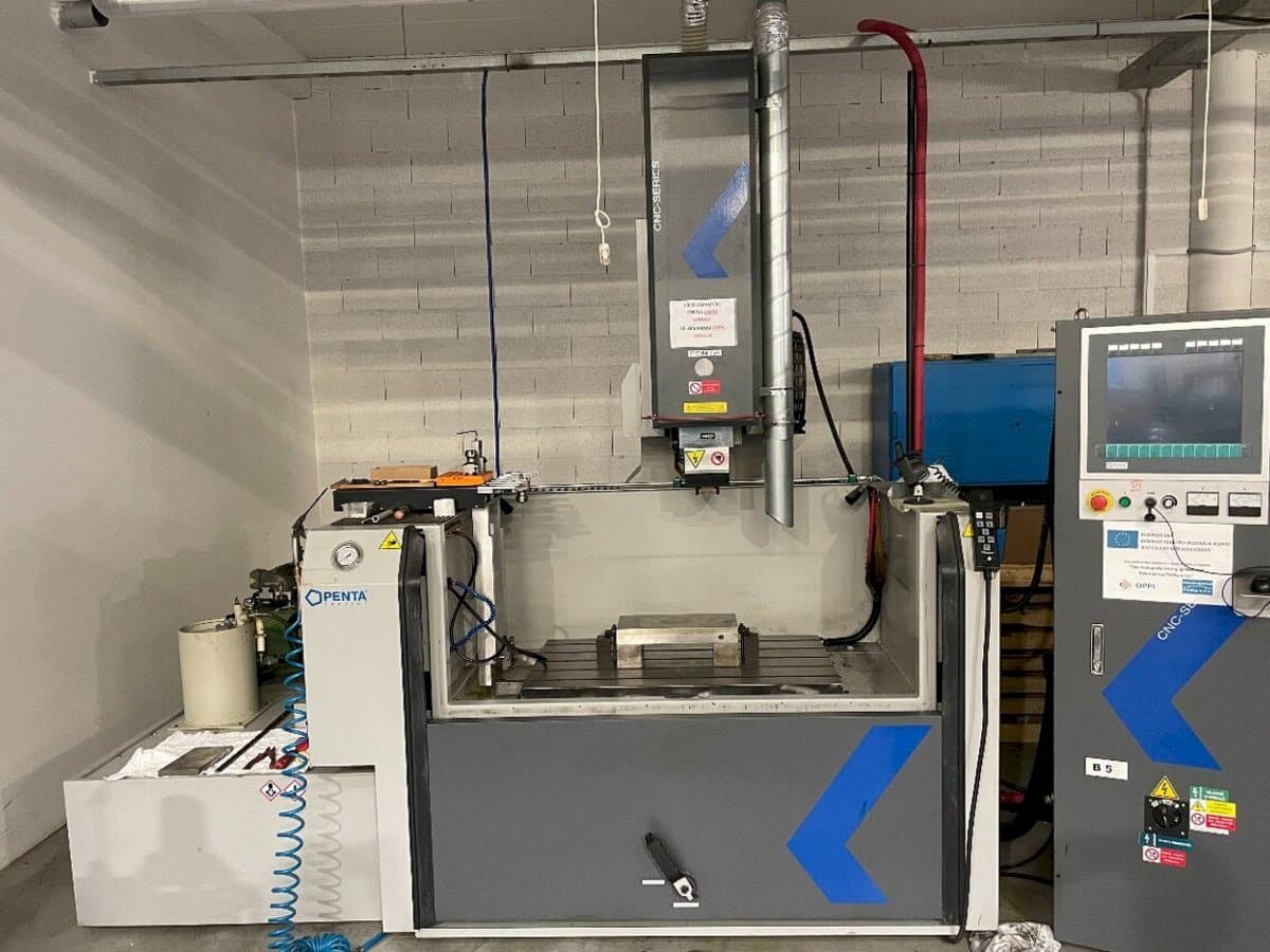 Masina PENTA 650G CNC   eestvaade