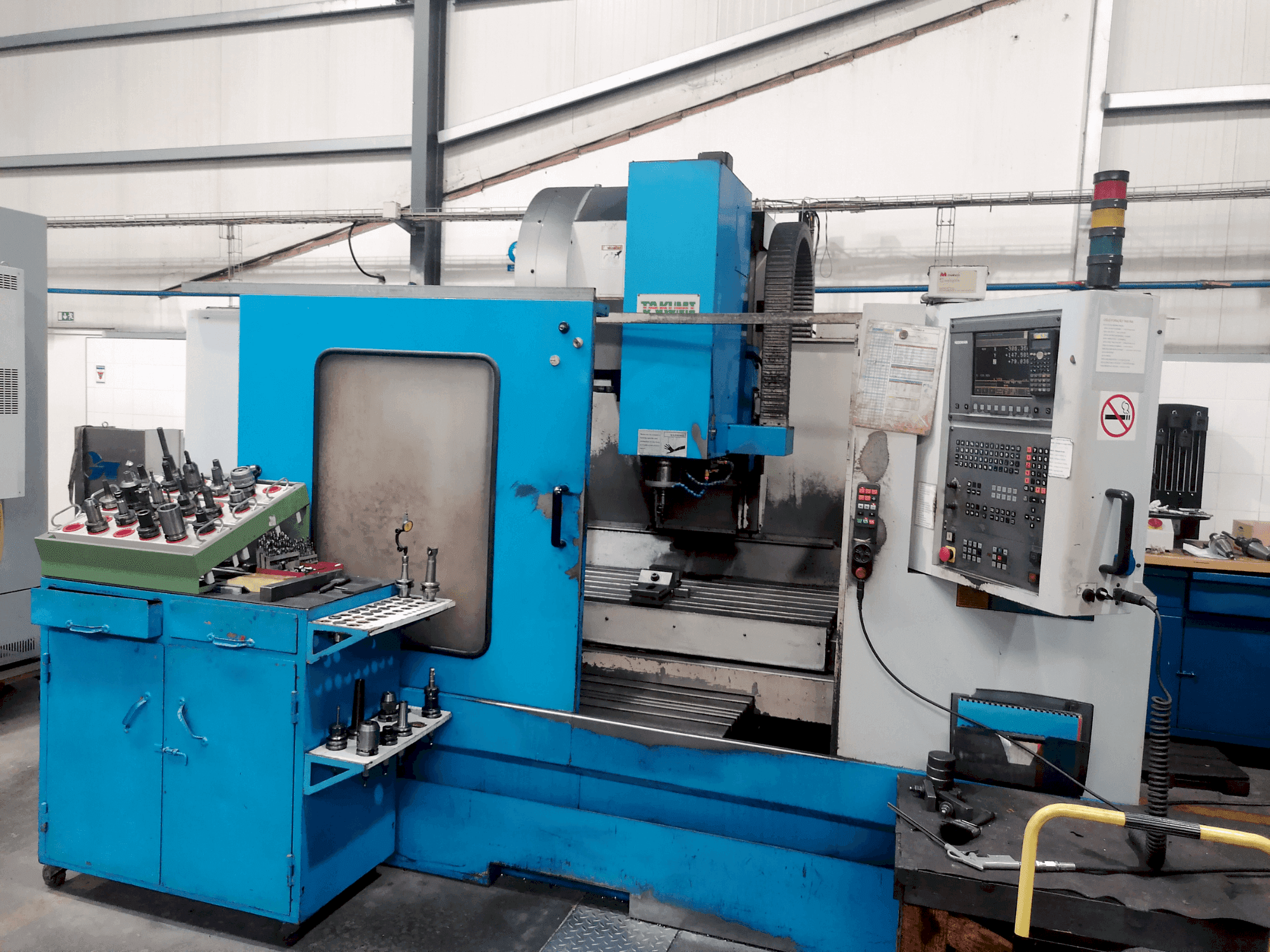 Masina Takumi V11 eestvaade