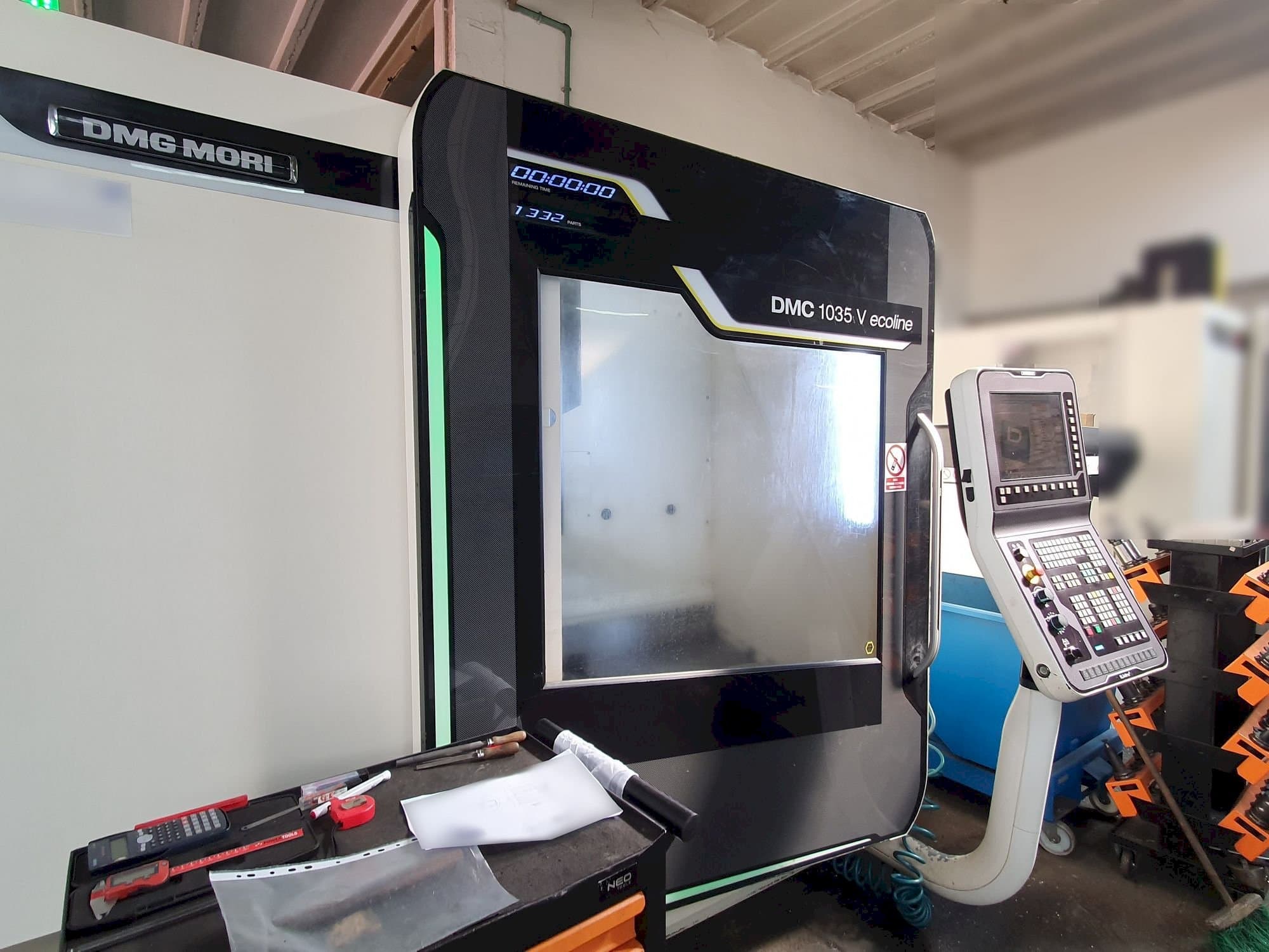 Masina DMG MORI DMC 1035V Ecoline eestvaade