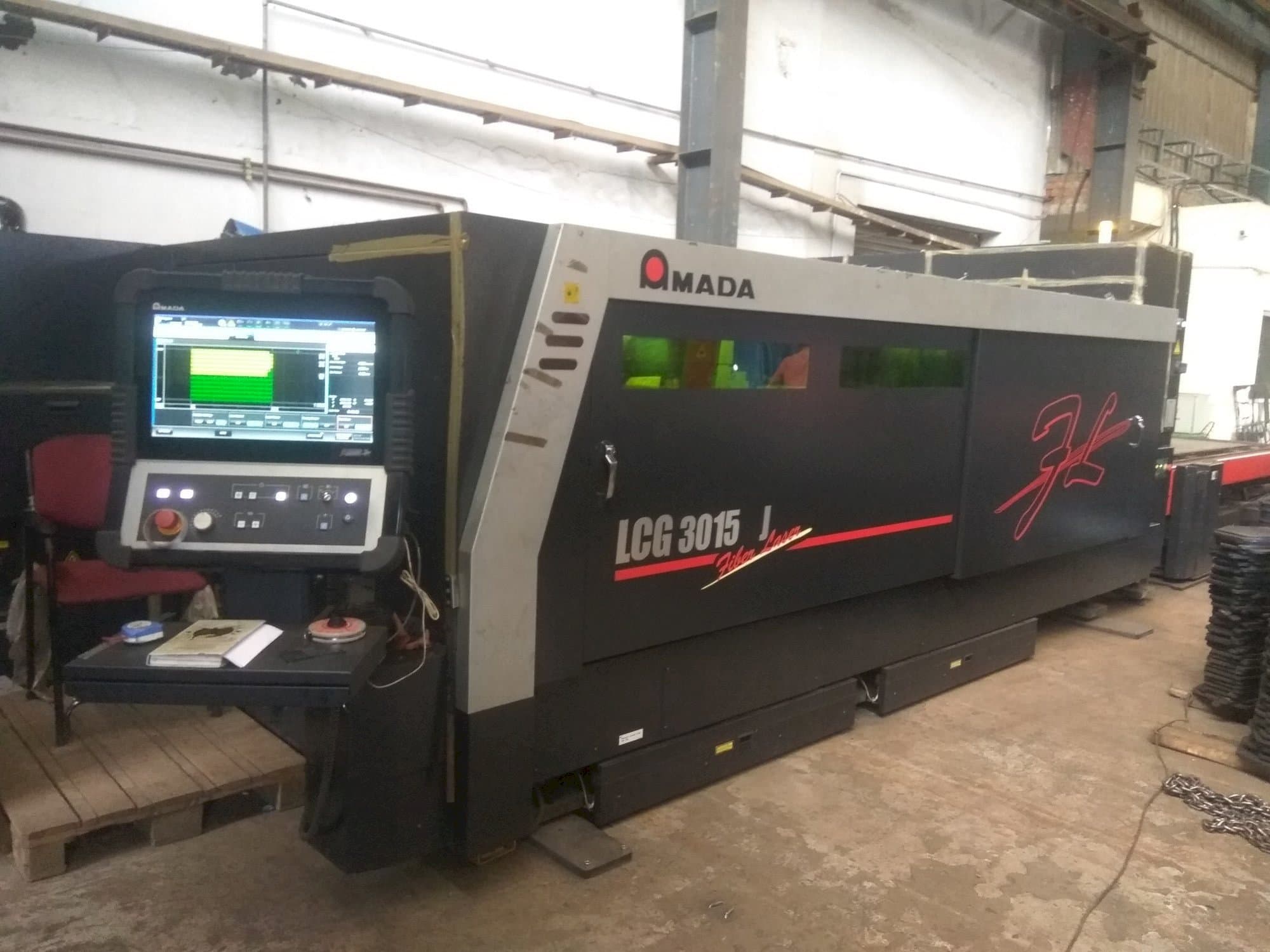 Masina AMADA LCG3015AJ   eestvaade