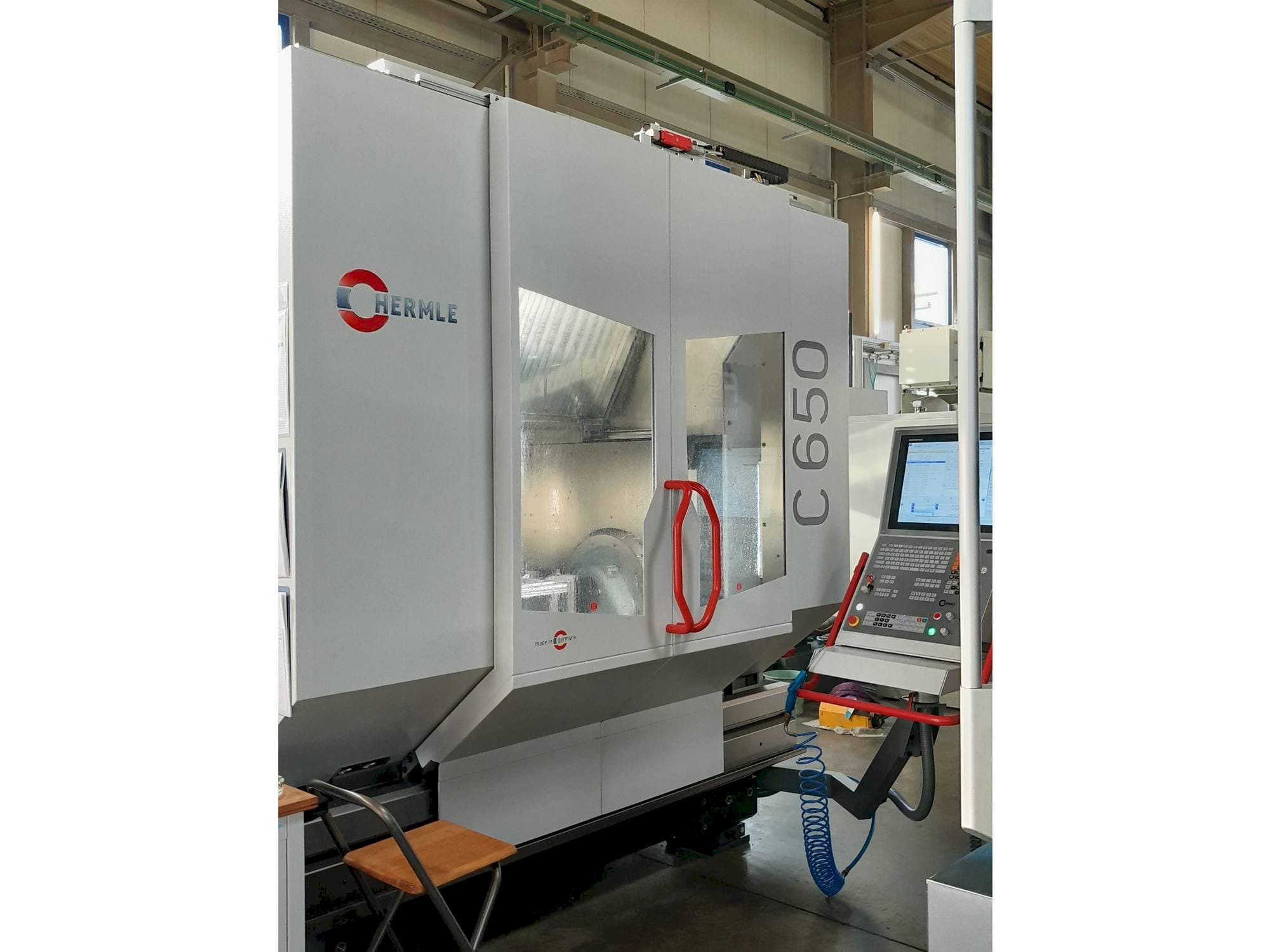 Masina HERMLE C650 U   eestvaade