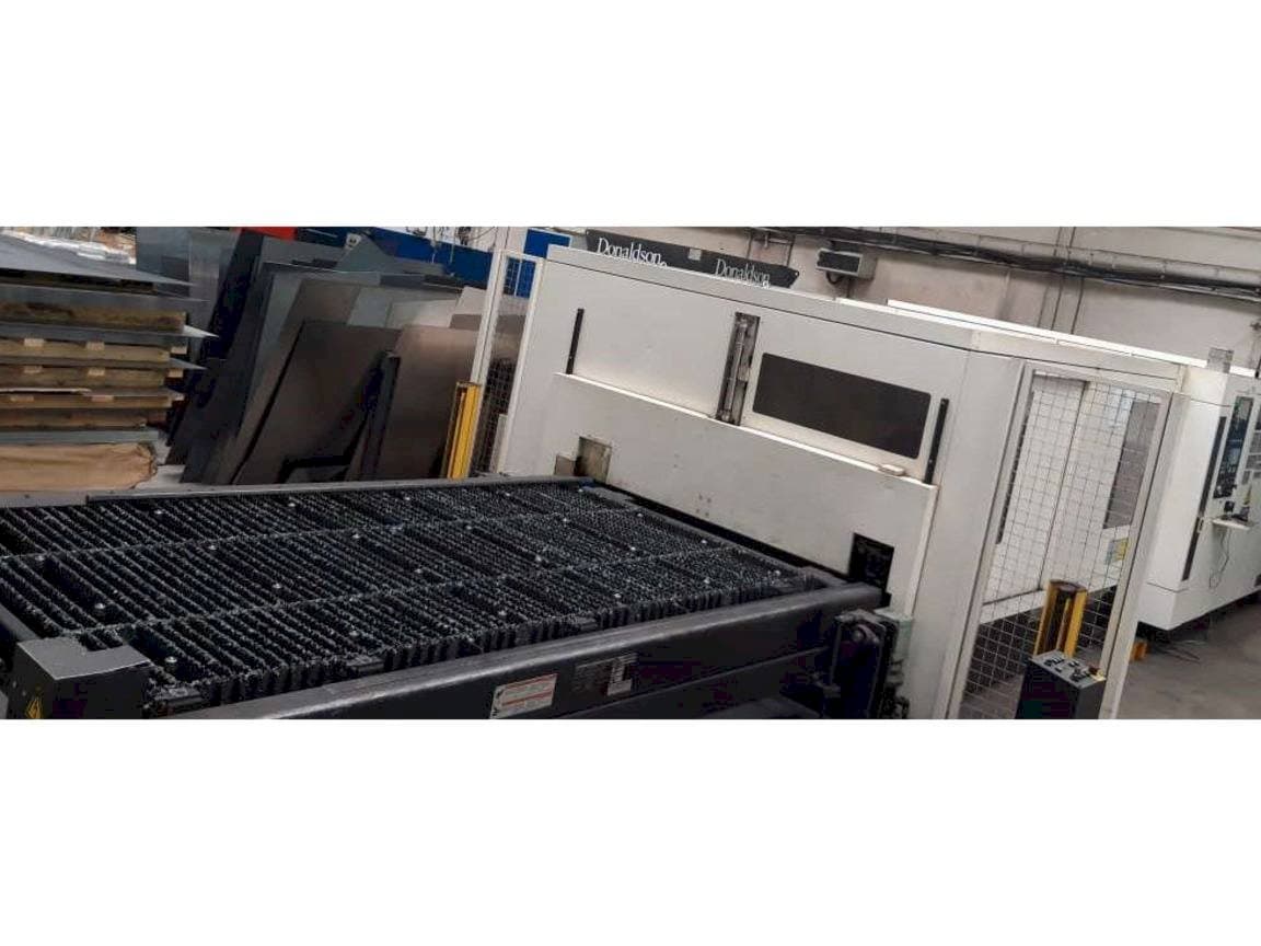 Masina Mazak Super Turbo-X510 Mk III G eestvaade