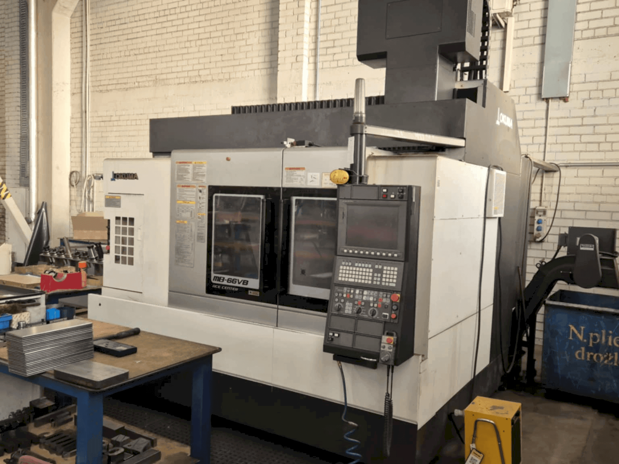 Masina Okuma MB-66VB eestvaade