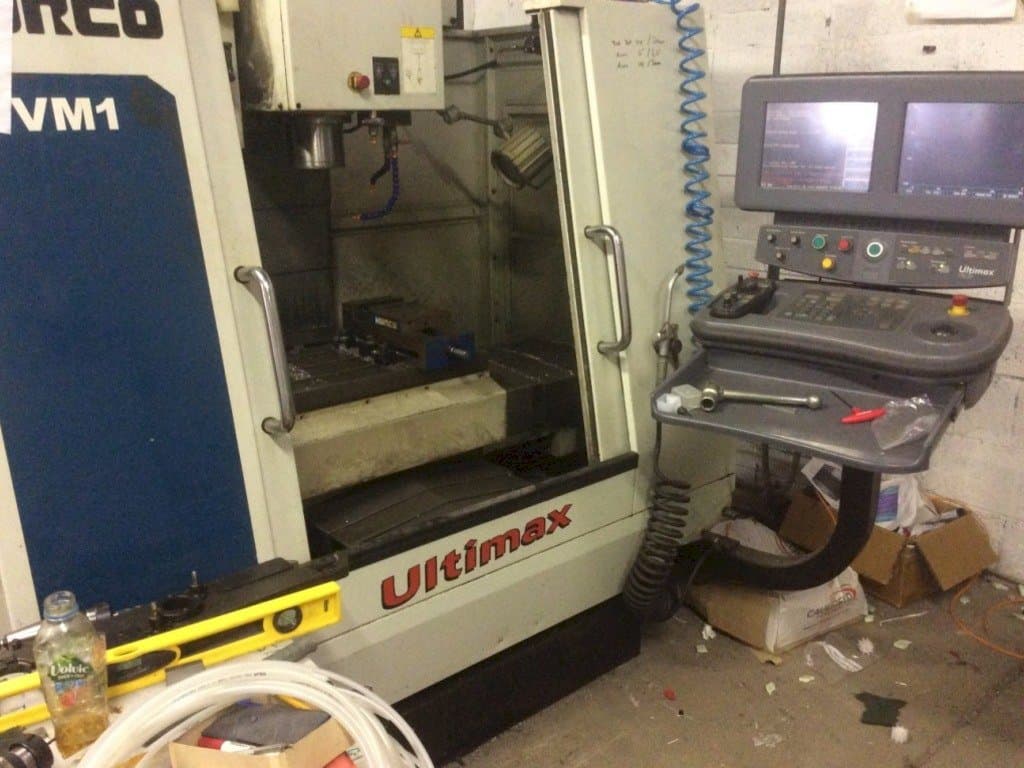 Masina Hurco VM 1 eestvaade