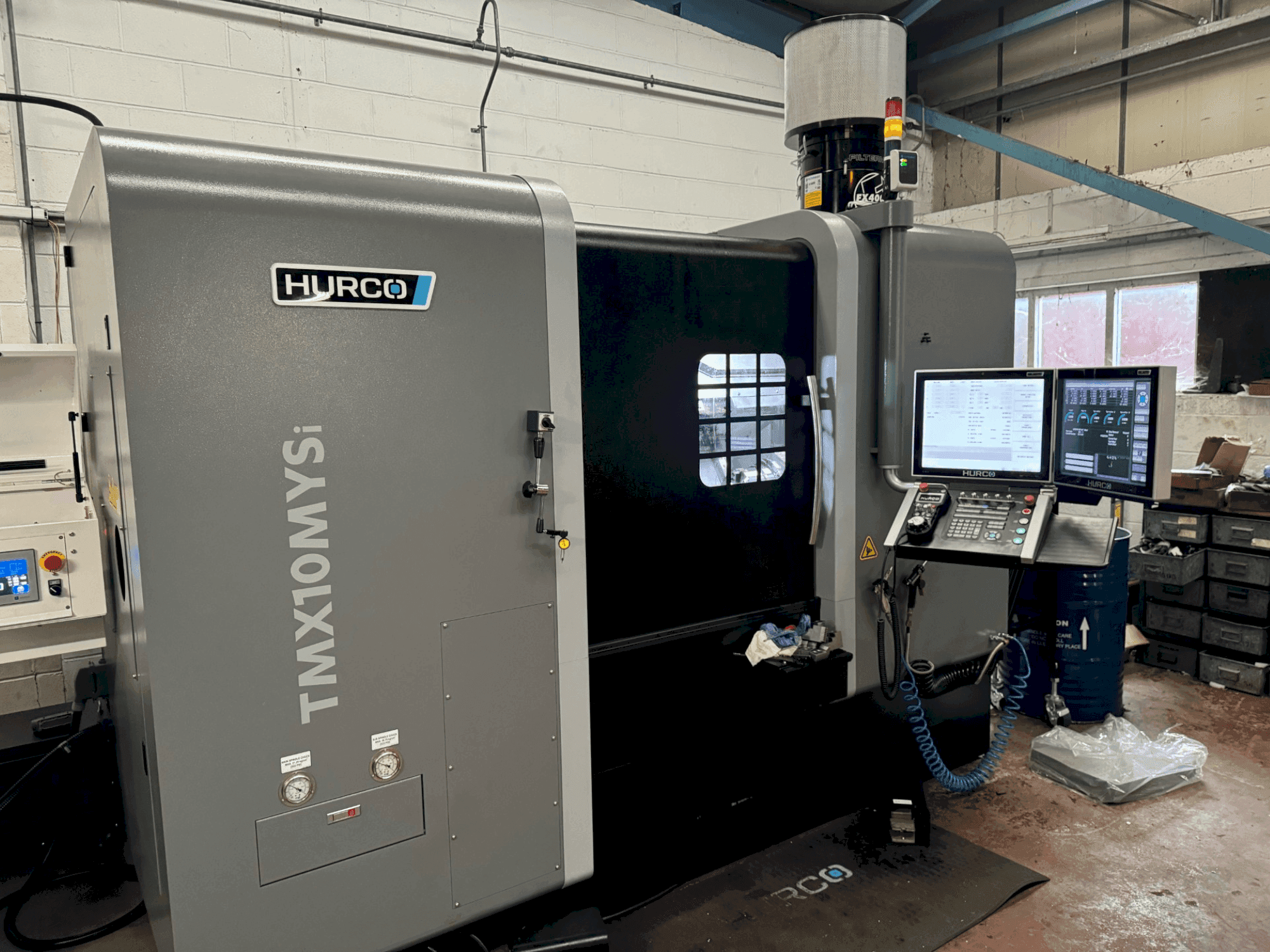 Masina Hurco TMX10-MYSi eestvaade