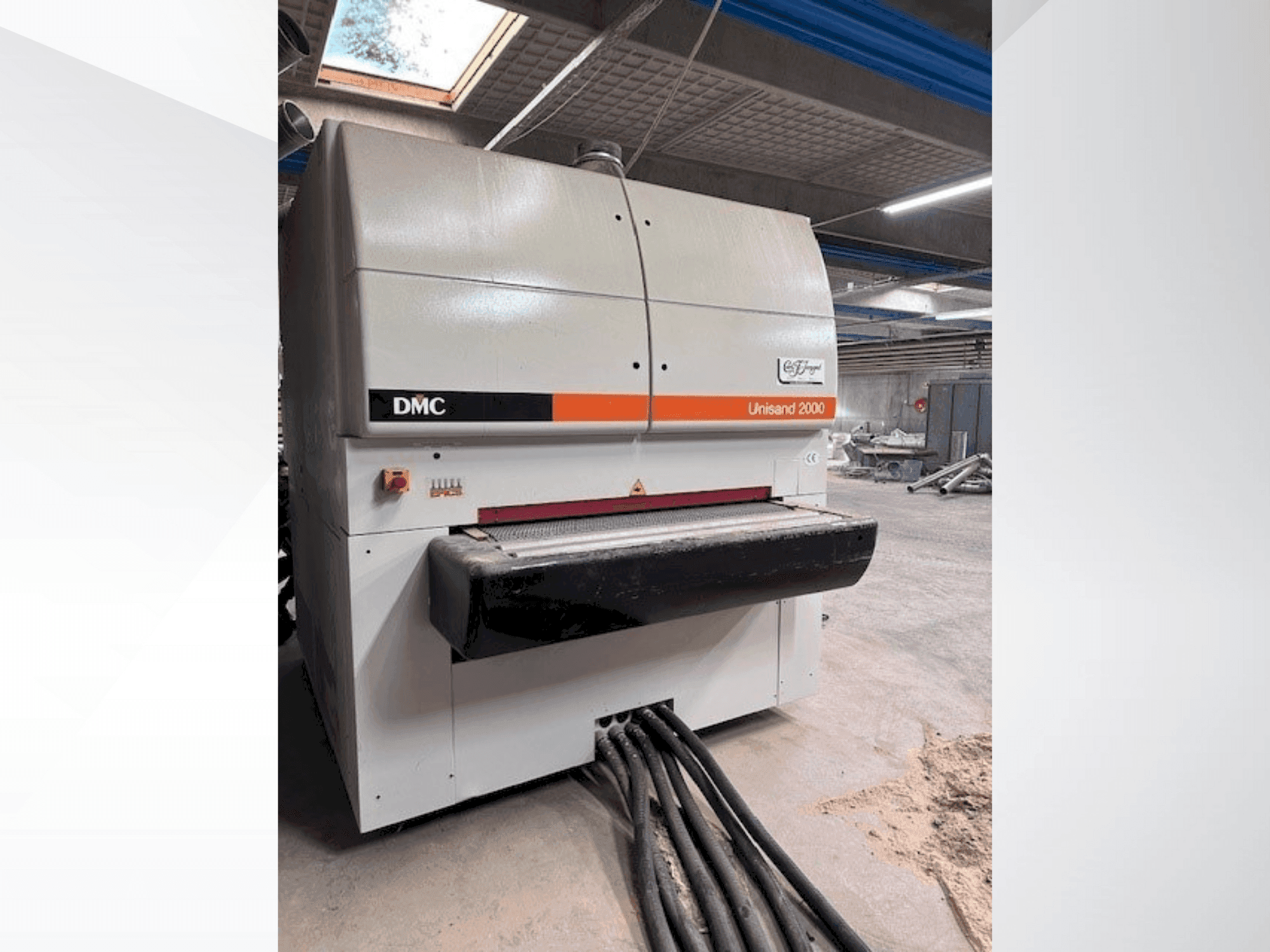 Masina DMC US 2000 M4   eestvaade