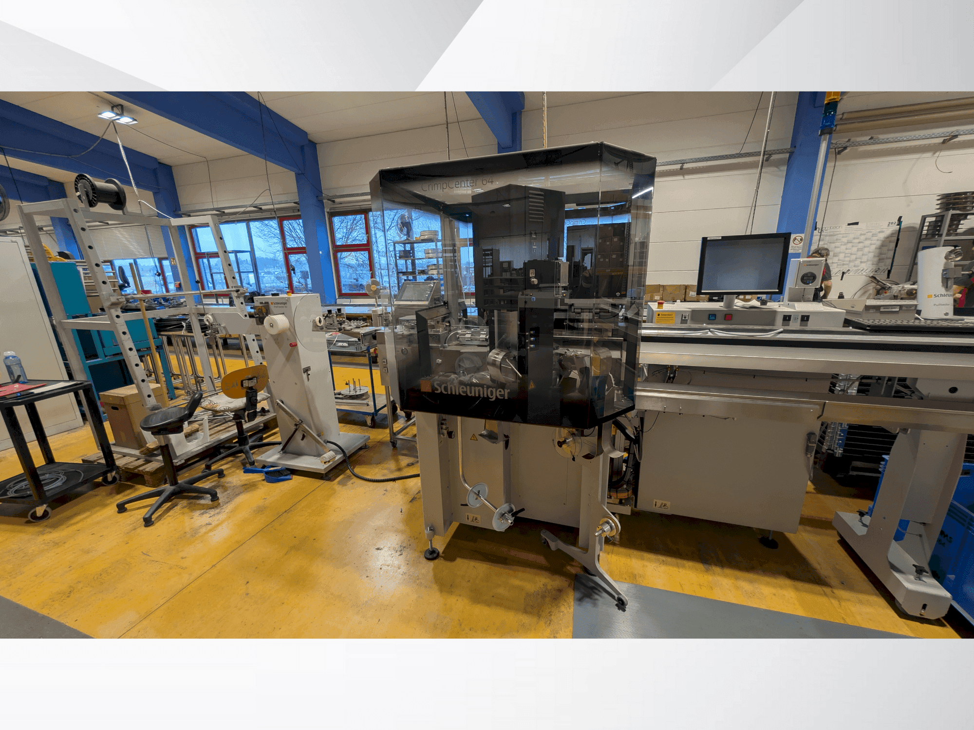 Masina Schleuniger CrimpCenter 64   eestvaade