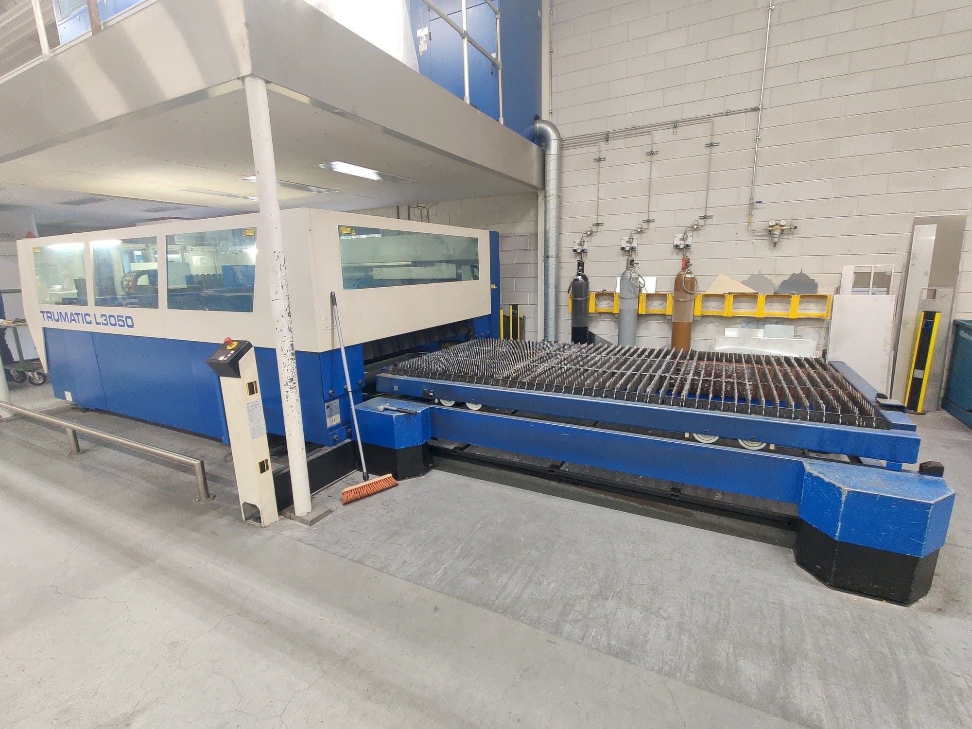 Masina Trumpf Trumatic L3050 eestvaade