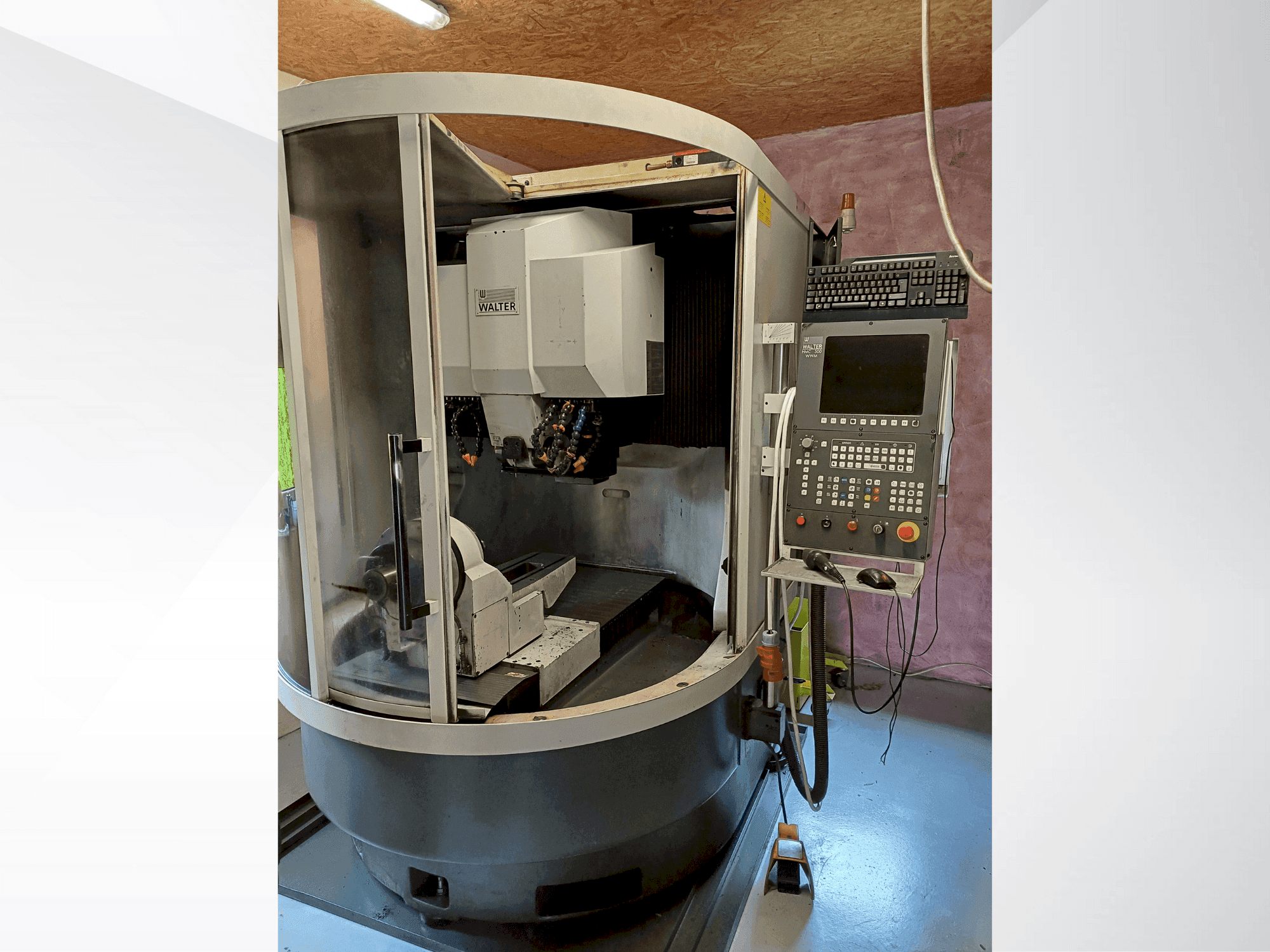 Masina WALTER Helitronic Power Regrinder eestvaade