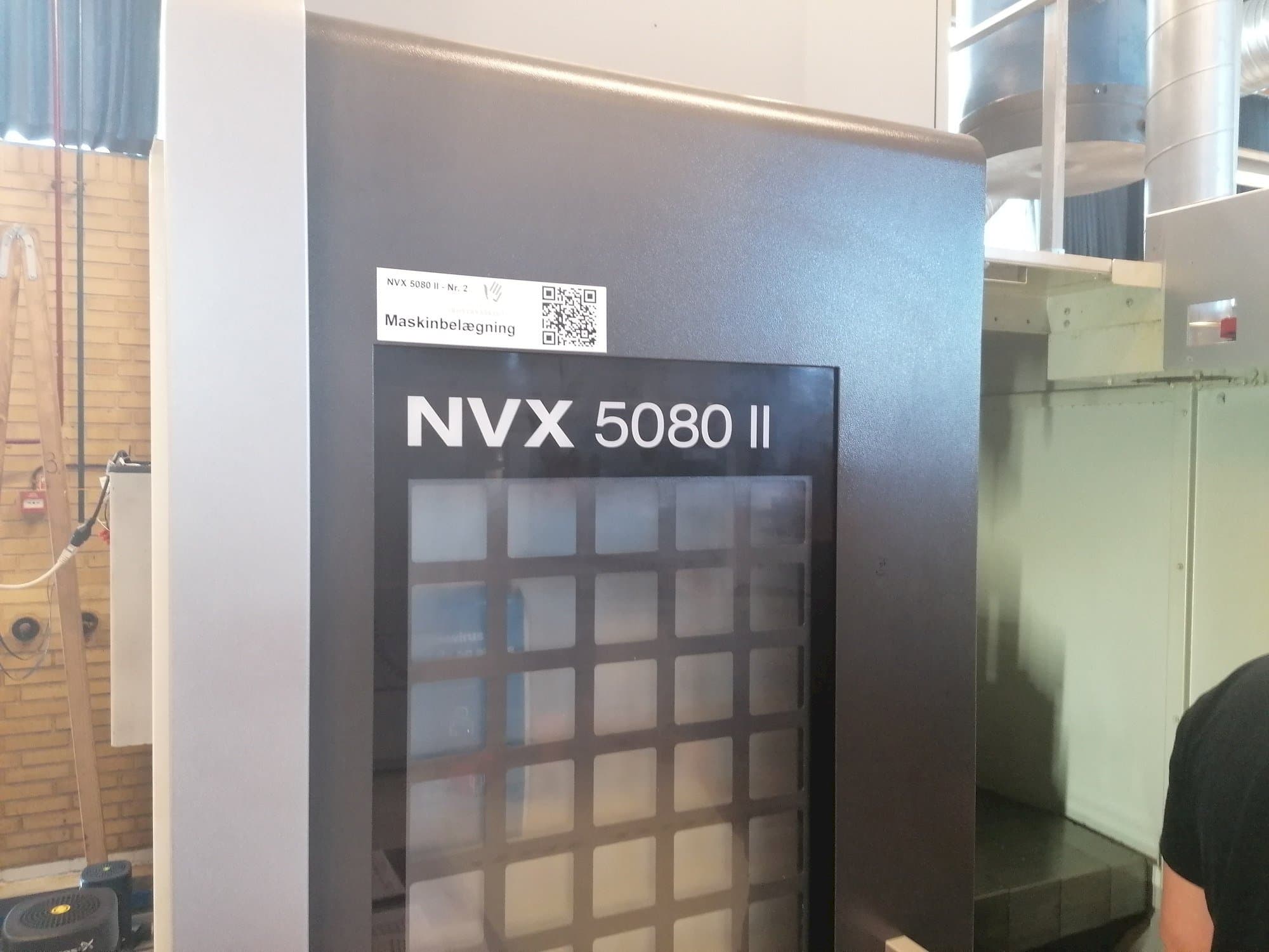 Masinavaade DMG MORI NVX 5080II vasakult
