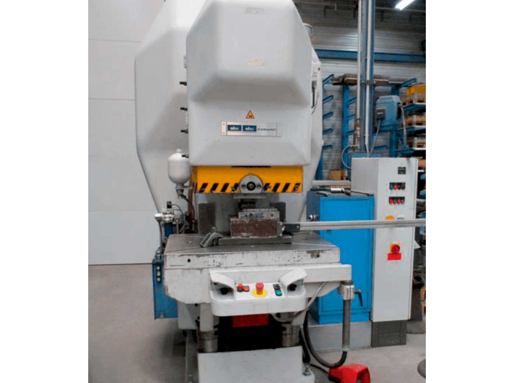 Masina Ebu H 80 RiV   eestvaade