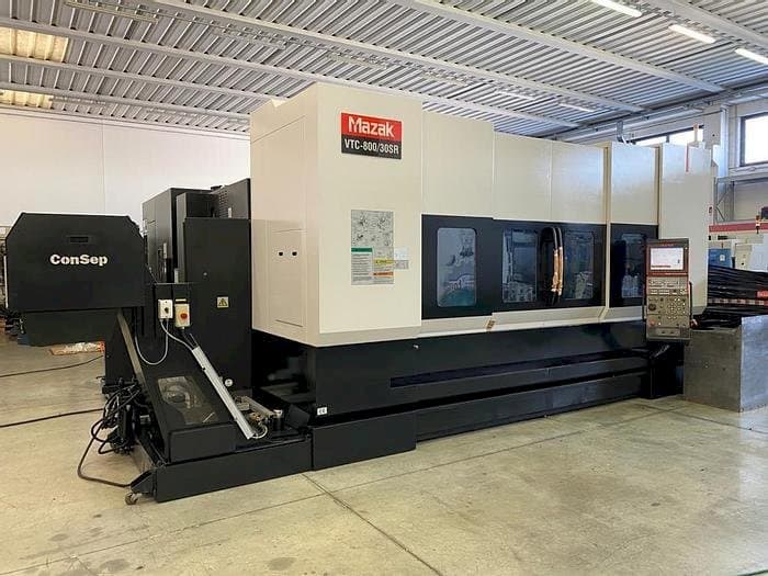 Masina Mazak VTC 800/30 SR eestvaade