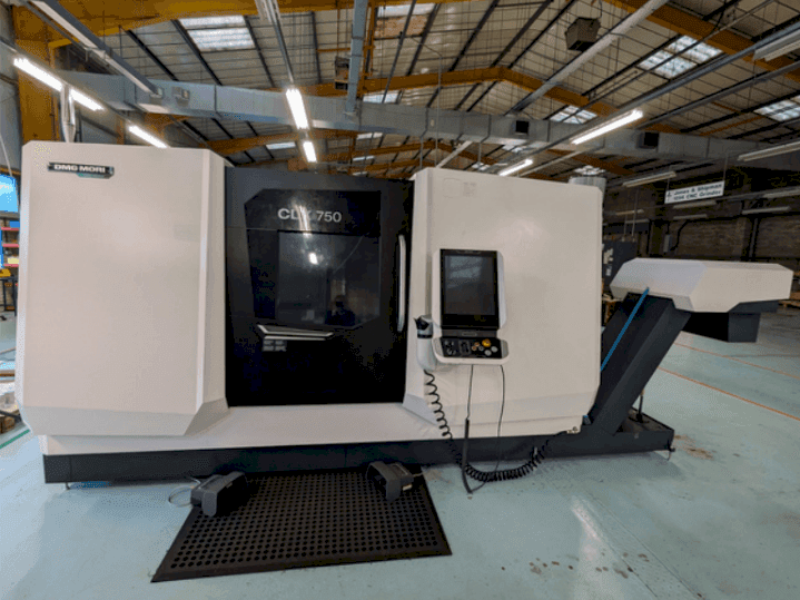 Masina DMG MORI CLX750 V4 eestvaade