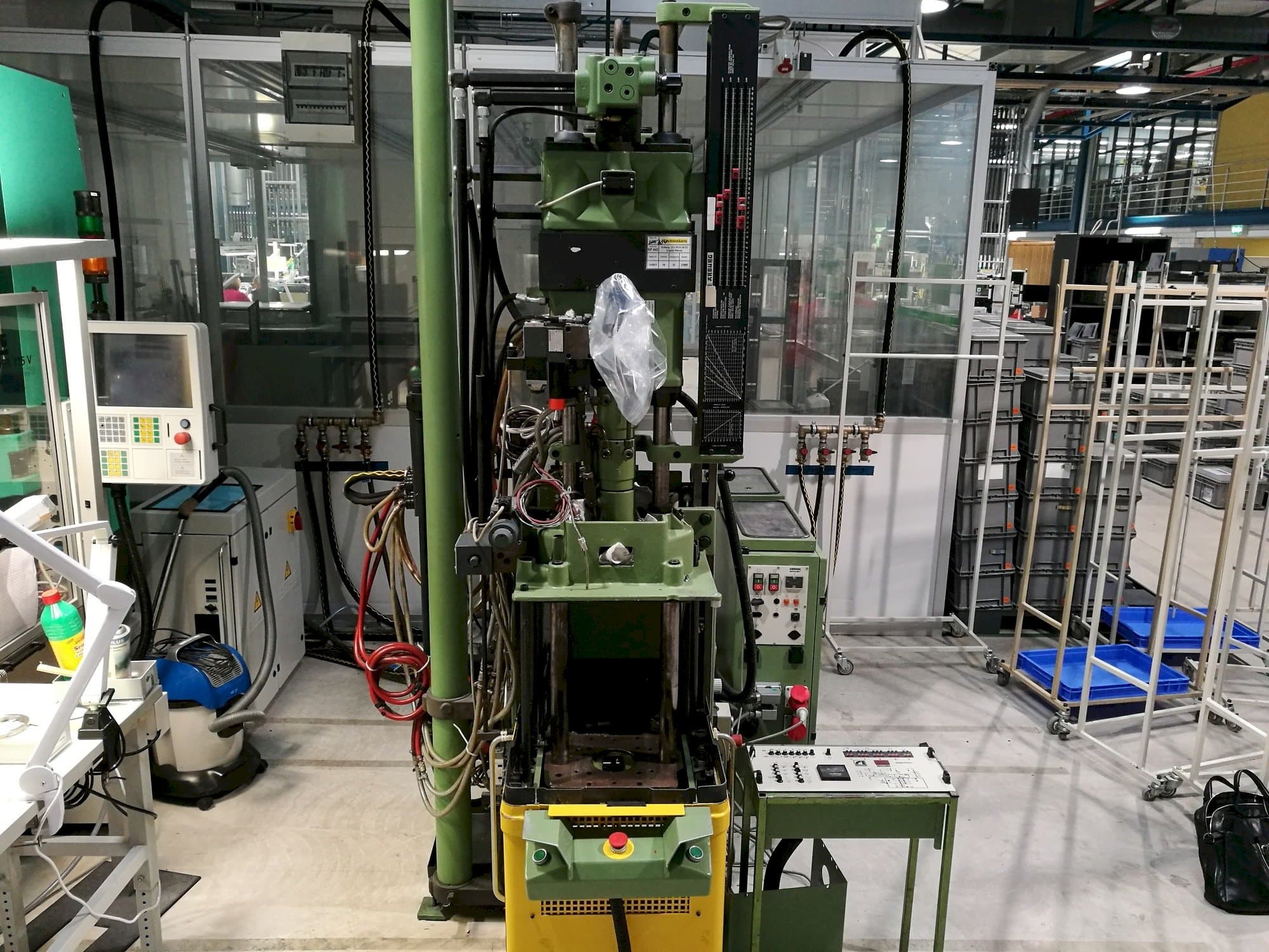 Masina Arburg 221-75-350 eestvaade