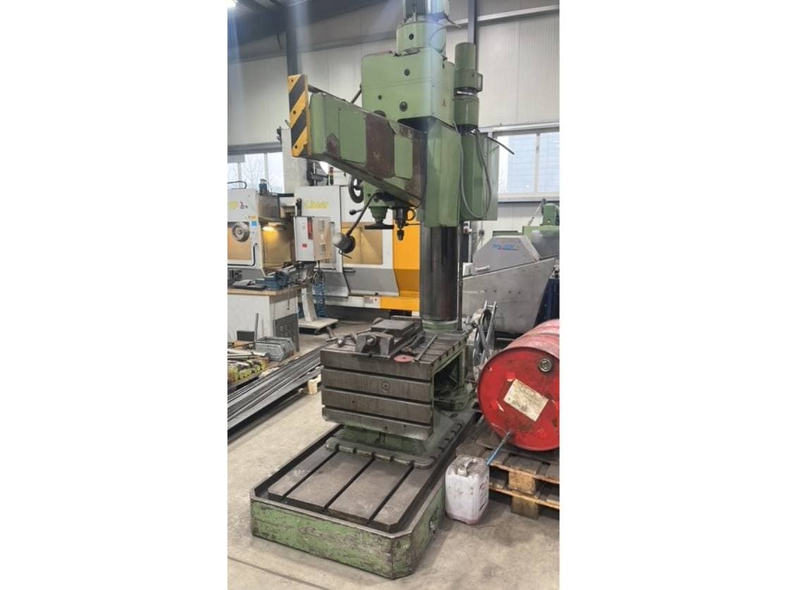 Masina STAUDER 710 × 710 mm eestvaade