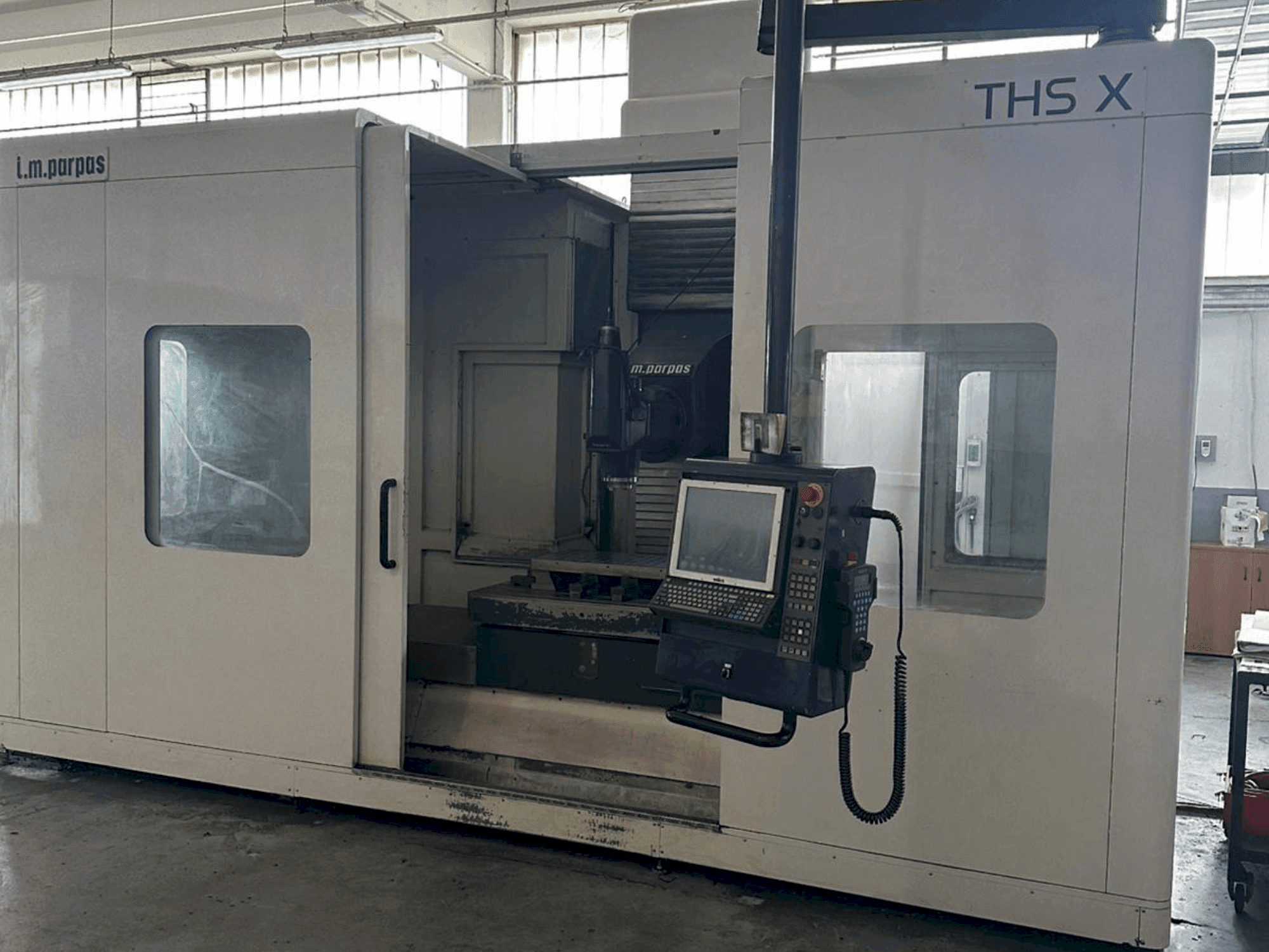 Masina Parpas THS125/2000TG eestvaade